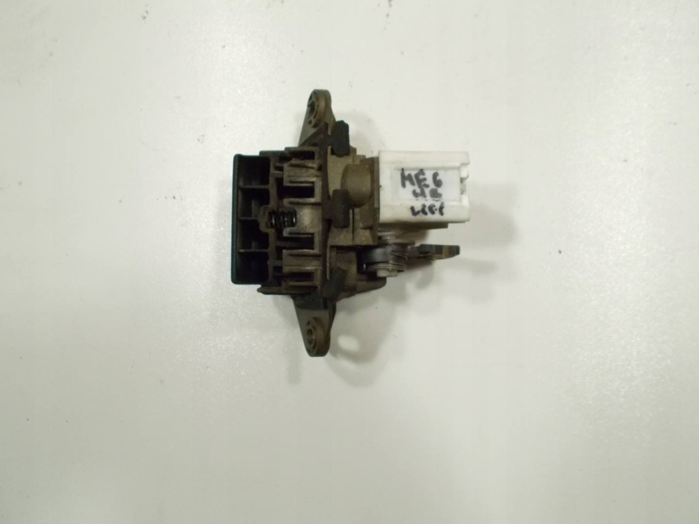 lock boot RENAULT MEGANE and LIFT 99-03 HB damper