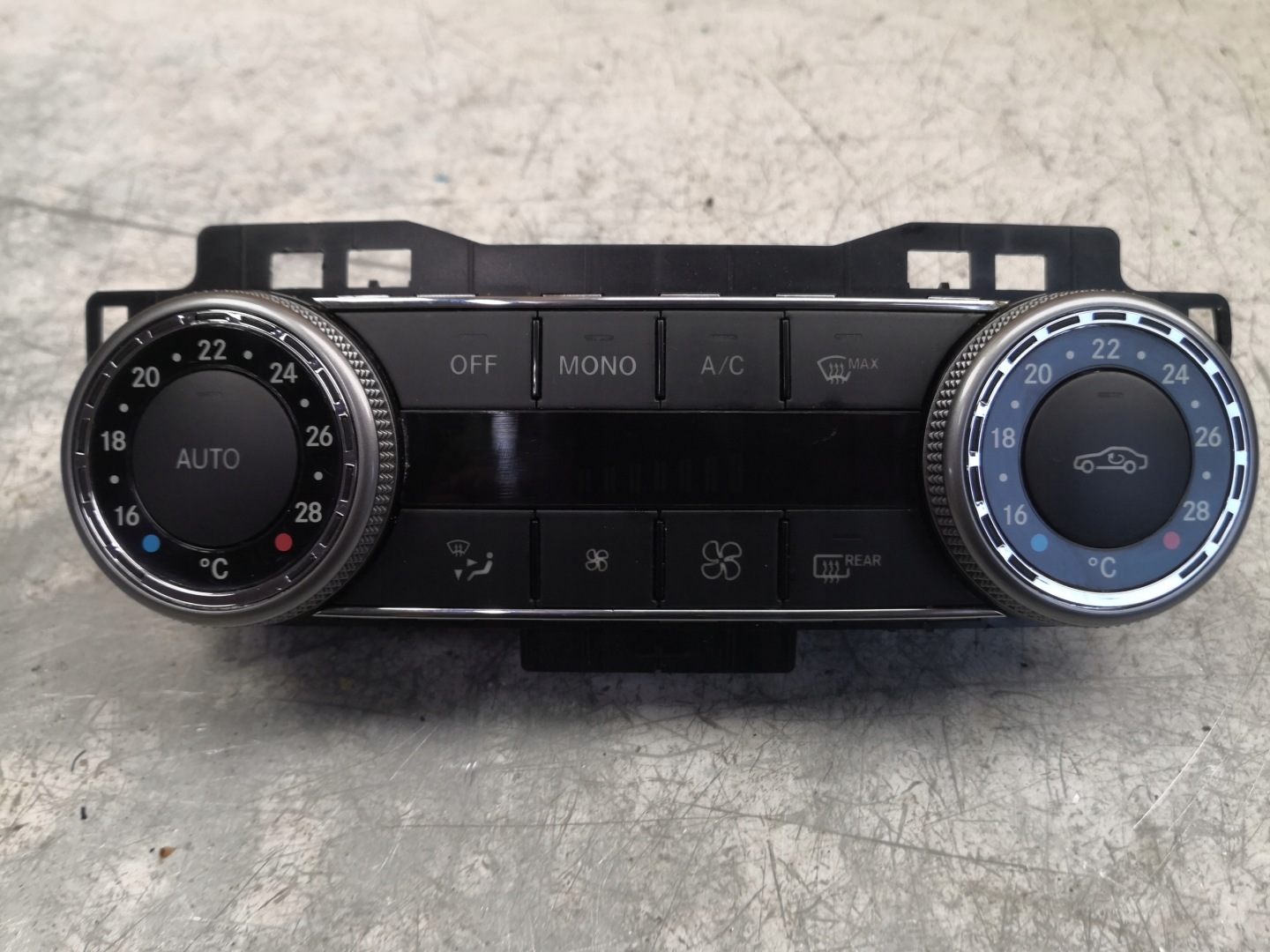 COMANDI CLIMA MERCEDES W204 2048305790