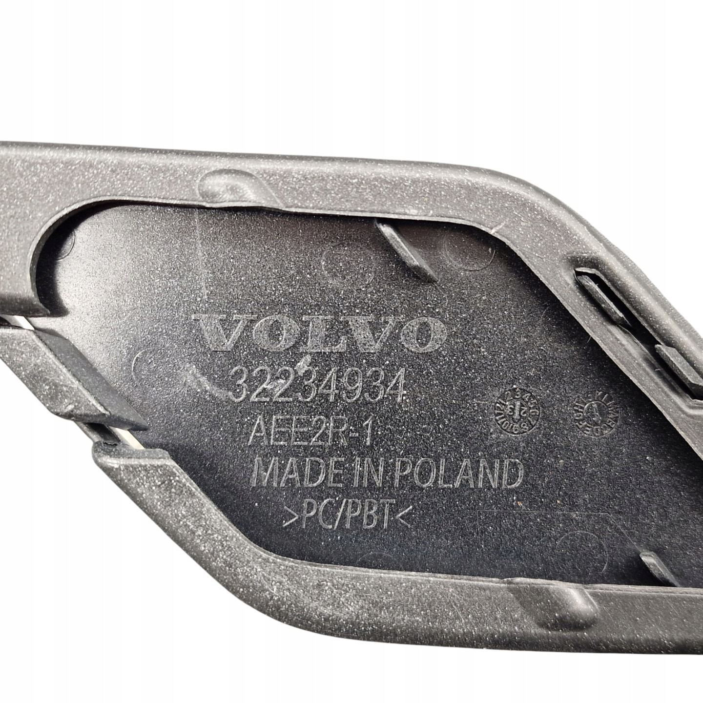 bumper front VOLVO XC60 II LIFT 4X PDC without washers 2021