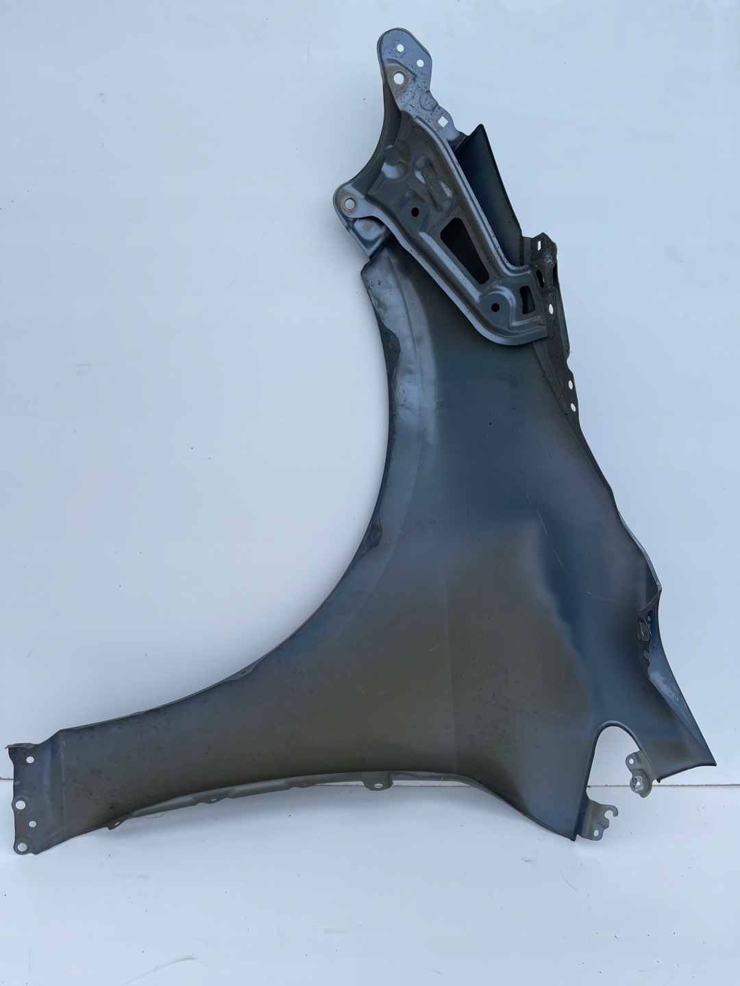 fender front front right COROLLA E21 sedan