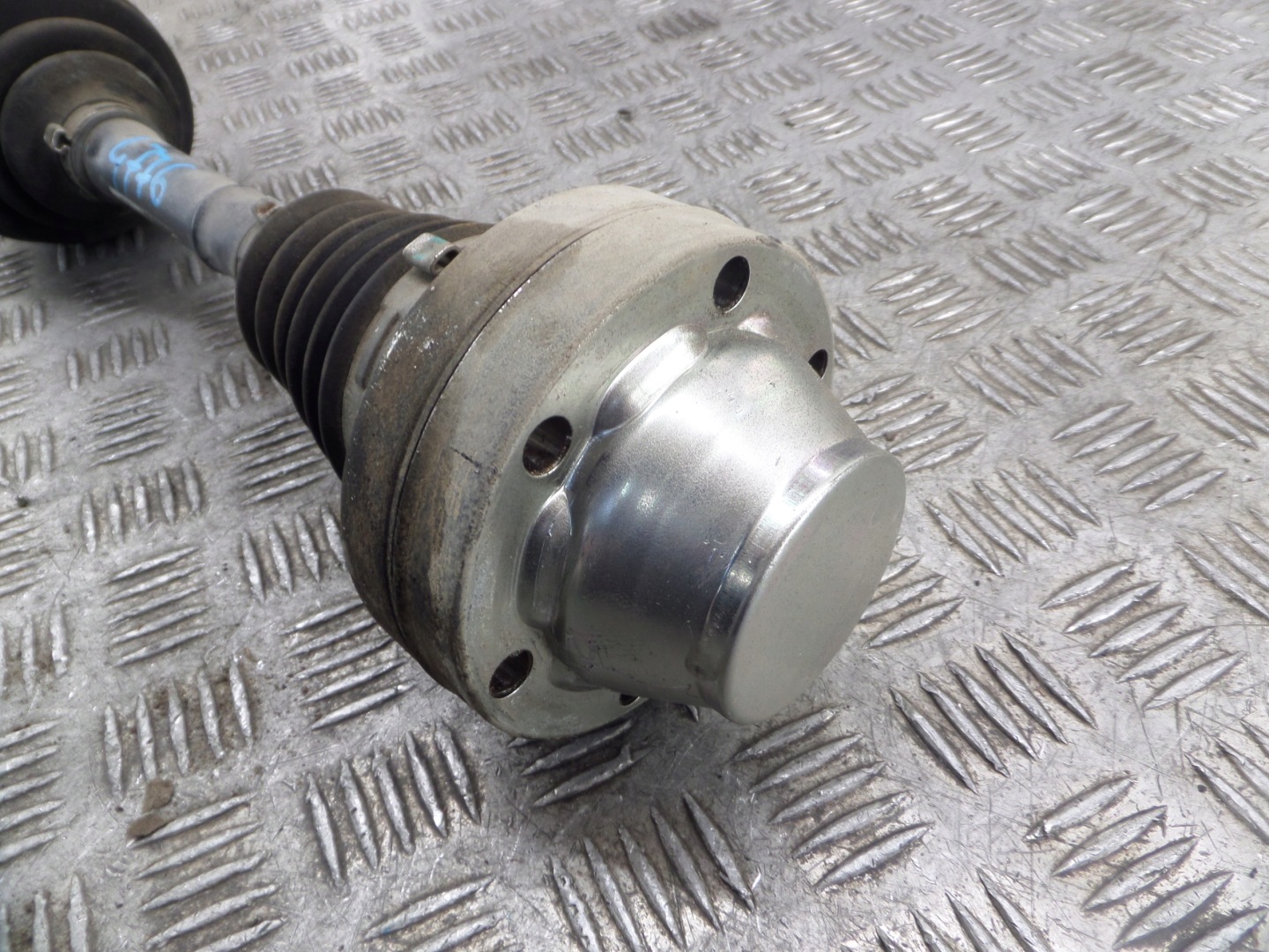 VW AMAROK semi-axis front 2H0407271D