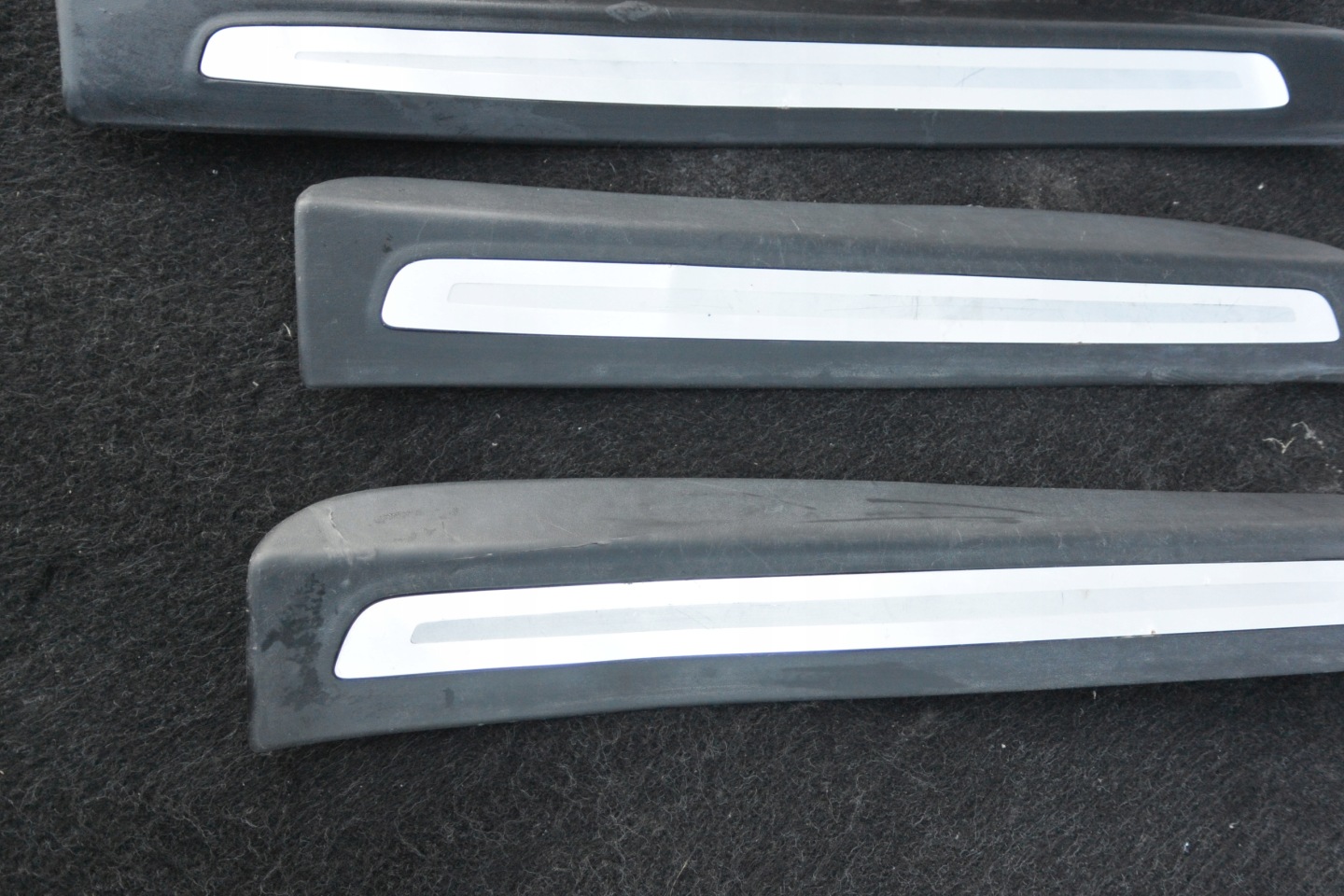 Moulage Couverture Jupes Interne AUDI Q7 4L KOMPLET