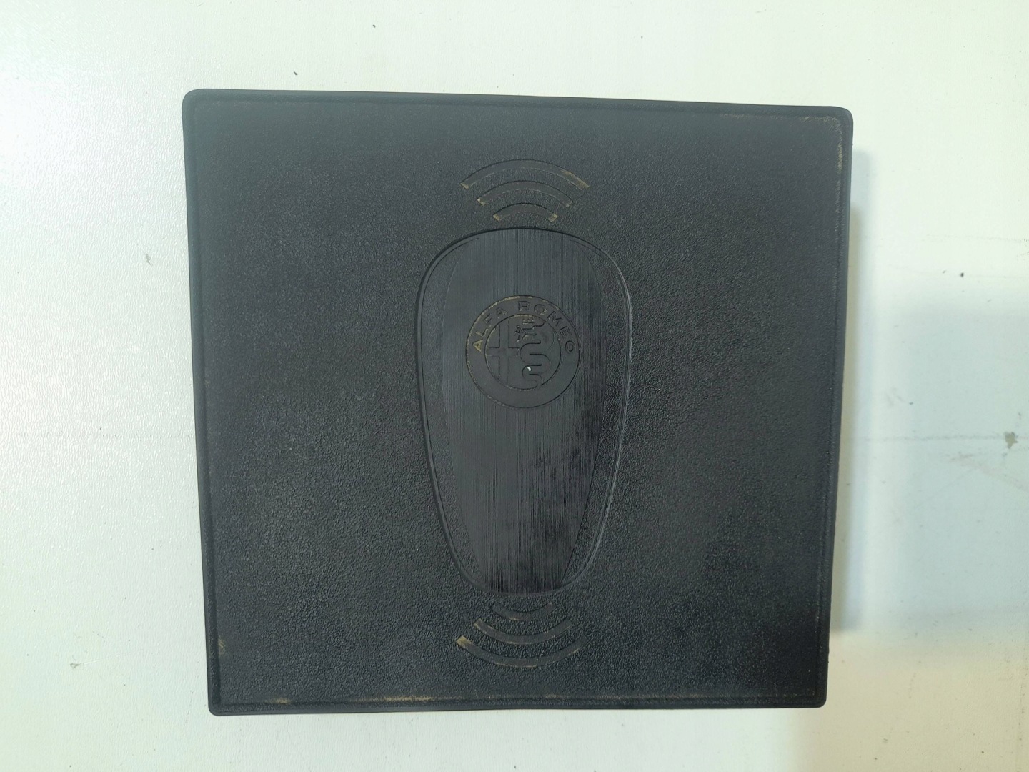 Alfa Romeo Giulia Sensor kluczyka 01561101750 (AG37)