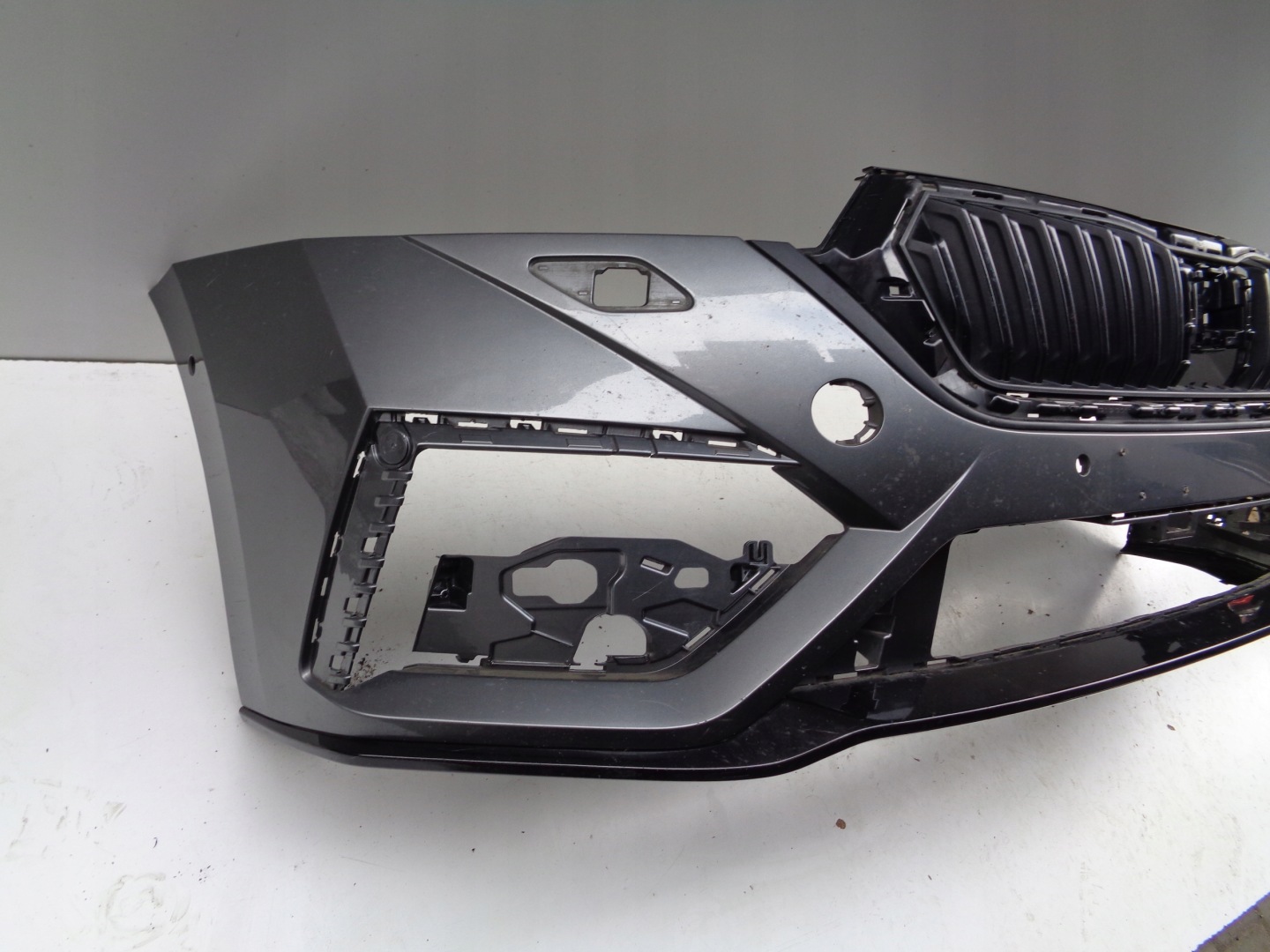 front bumper AUDI RS6 C8 RS7 4K 4K0 NR 47829