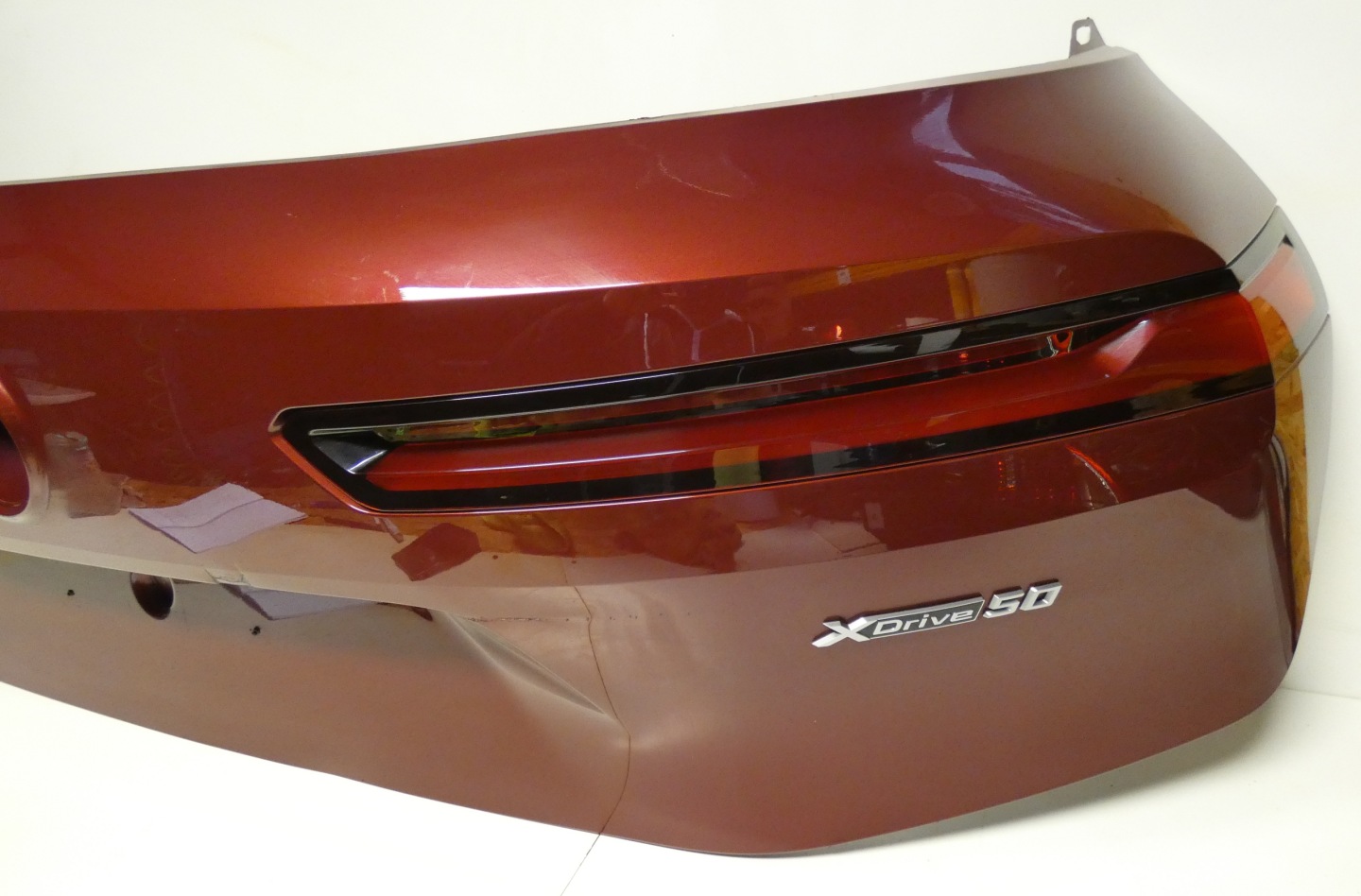 BMW IX I20 2021- 9854907 boot doors rear part boot light