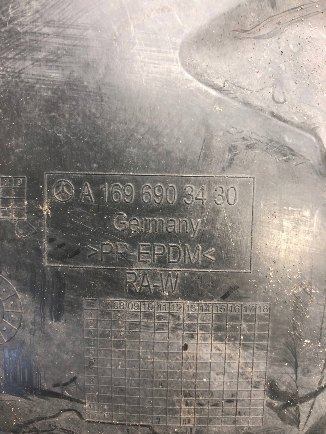 mudguard right front part front MERCEDES W169 A1696903430
