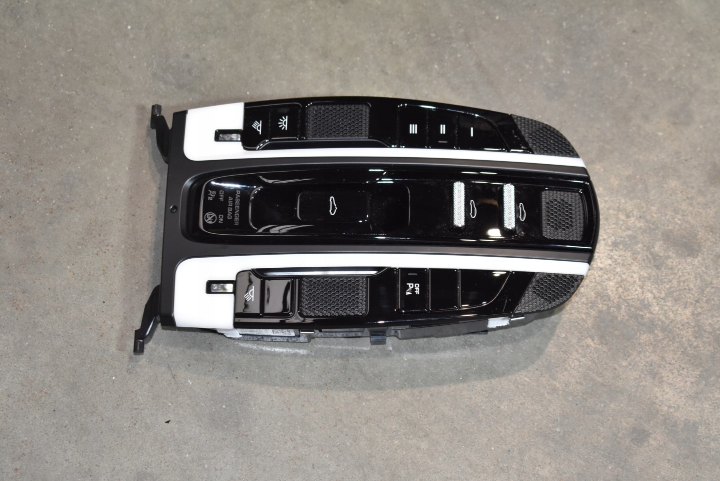IDEALNA FANALE CIELO INTERNO PORSCHE PANAMERA 971 1