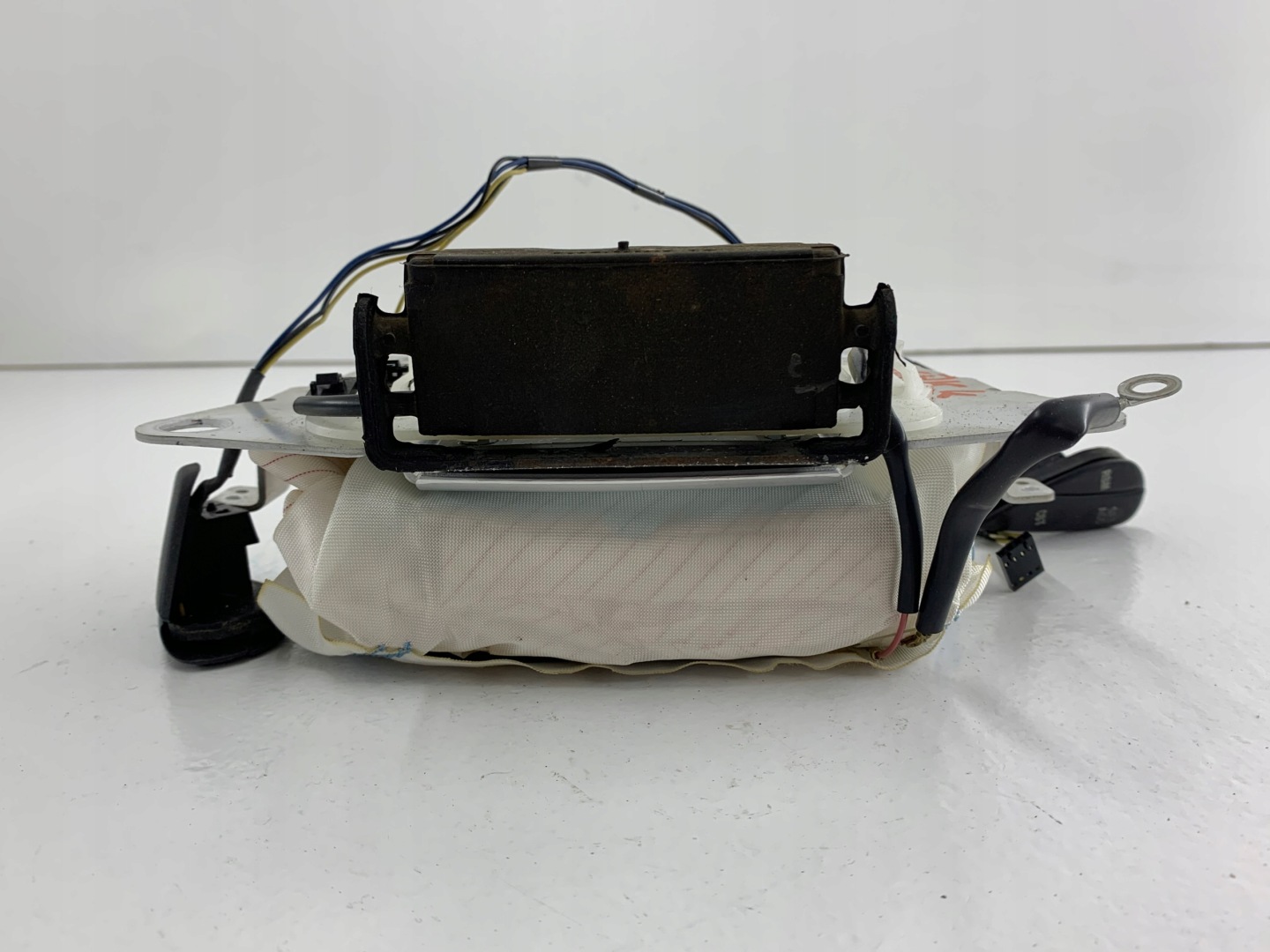 MAZDA TRIBUTE FORD MAVERICK AIRBAG Airbag Deckel 520314100D