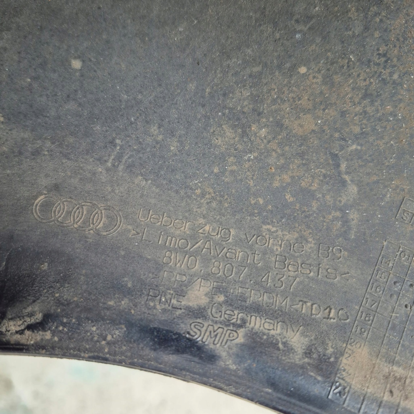 AUDI A4 B9 8W 15-19 bumper front front SPR 8W0807437