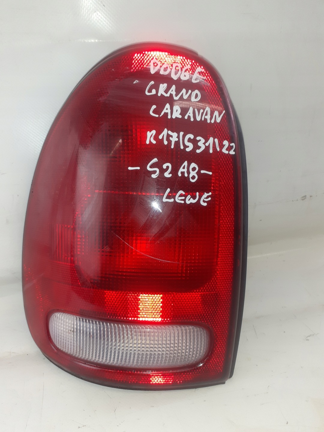 light rear part rear DODGE CARAVAN 95-01 left