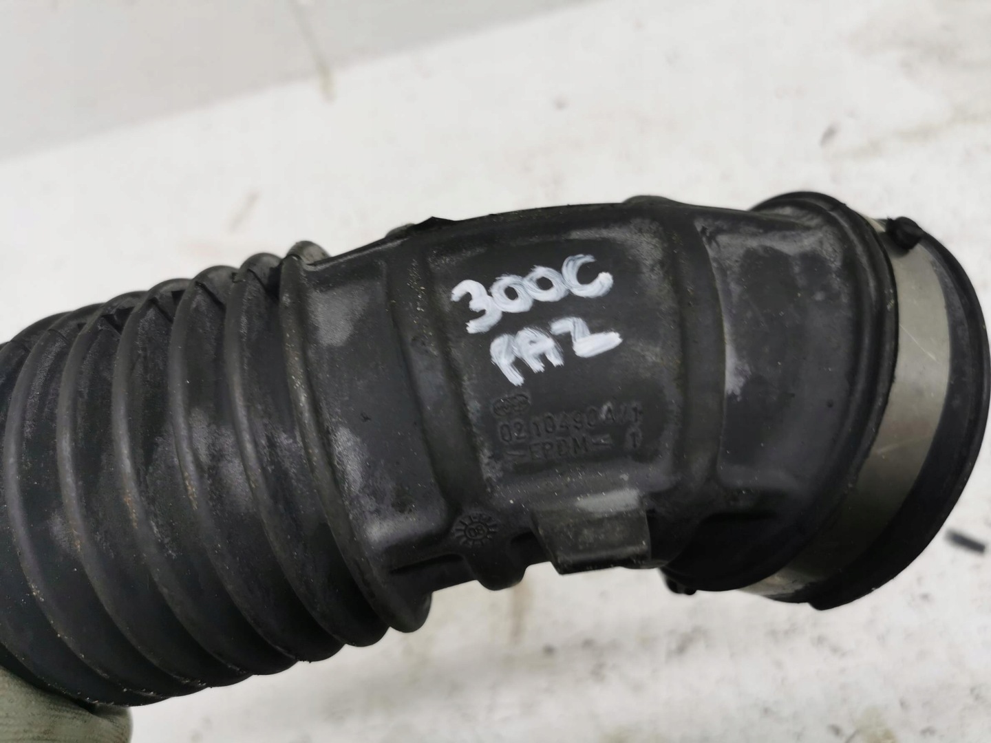 pipe air hose CHRYSLER 300C 3.0 V6 CRD