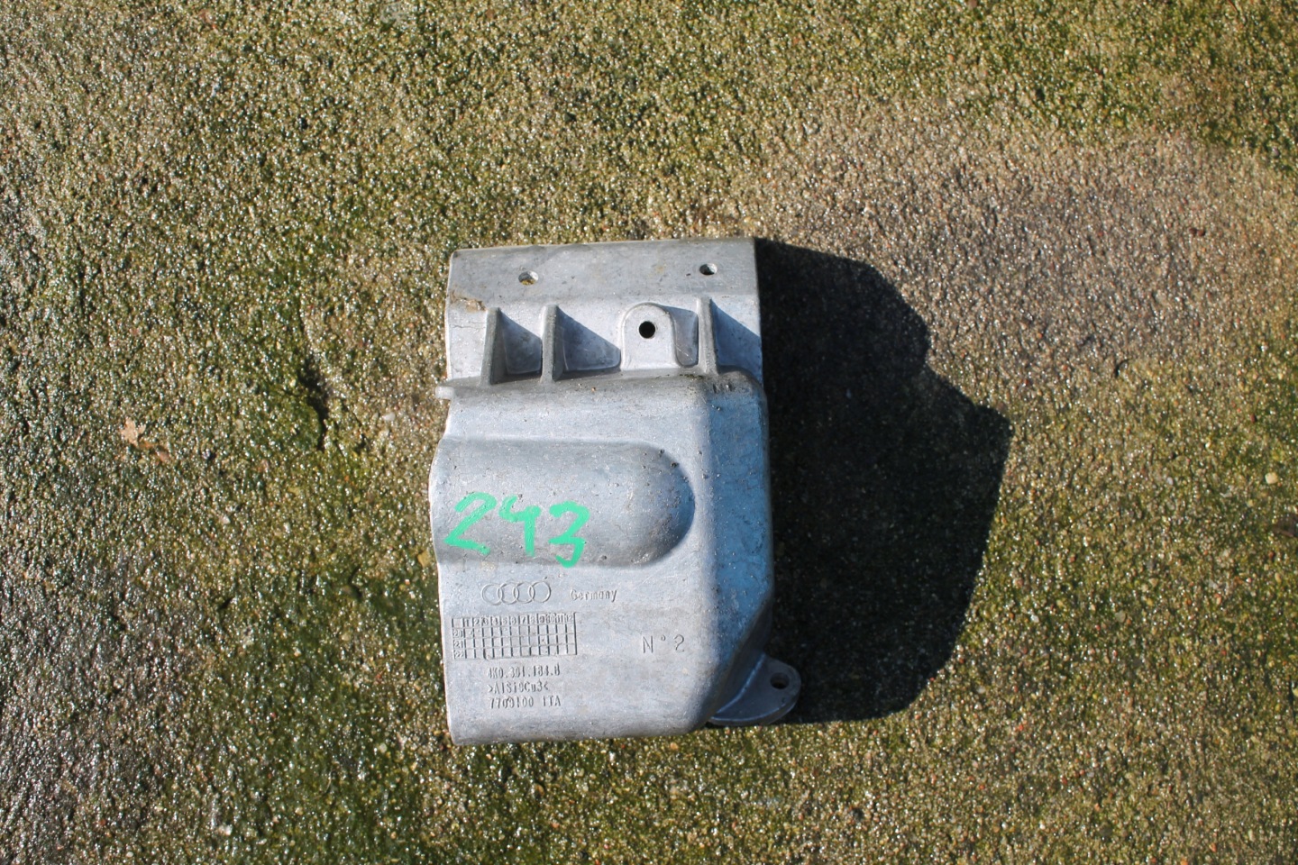 243. Coperchio cambio ingranaggi AUDI 4K0301184B
