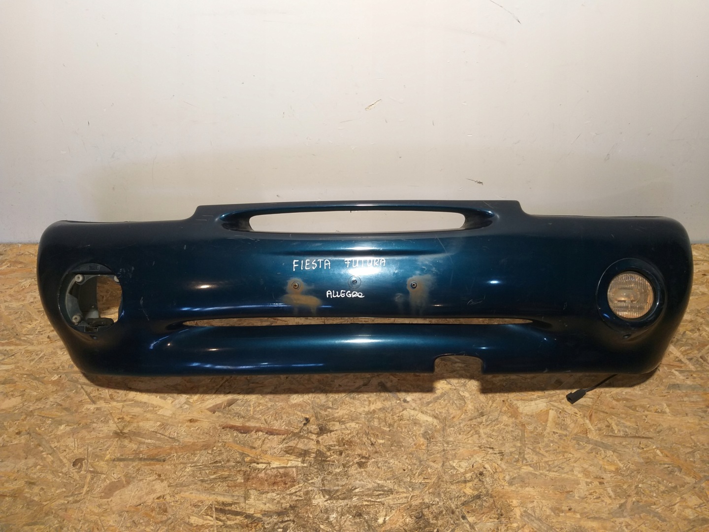 bumper front Ford Fiesta Futura