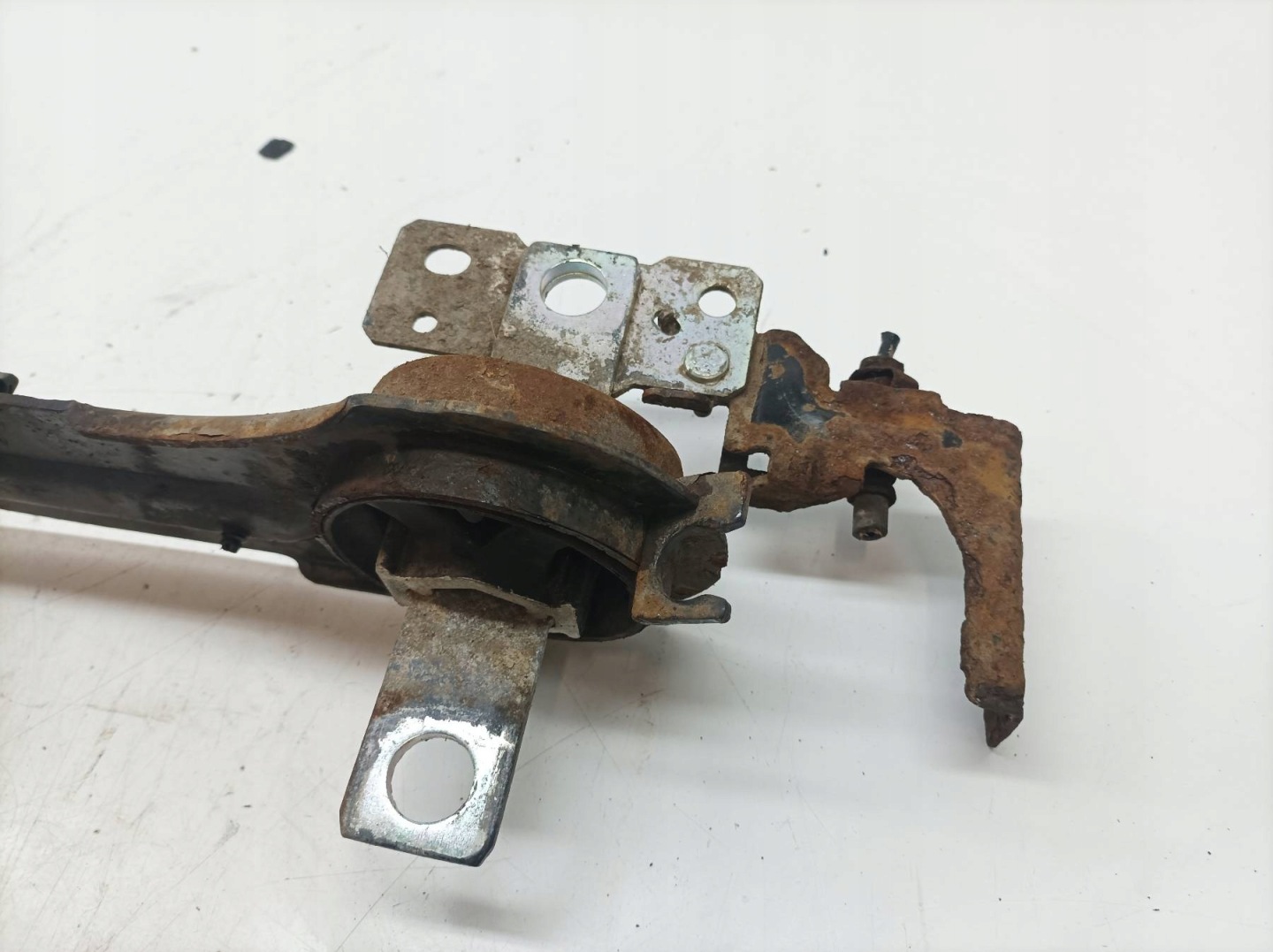 Mozzo FUSELLO Destra posteriore 2.4 D 4X4 Volvo XC 60 e (2008- )