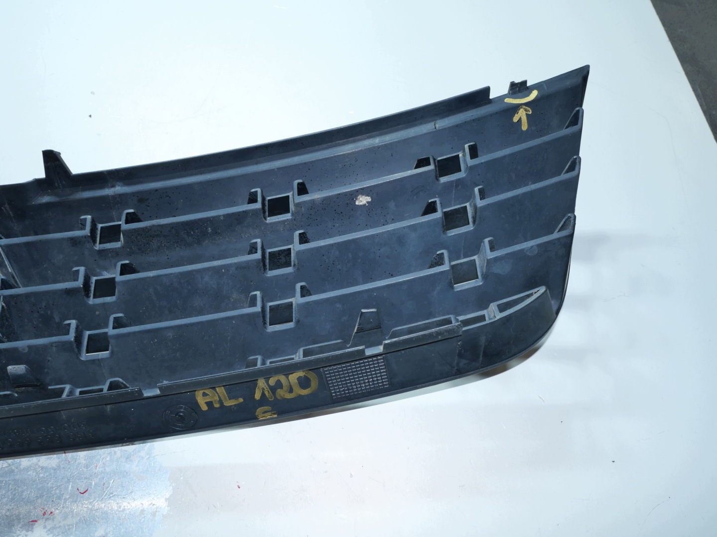 VW PASSAT B5 grille 3B0853653C