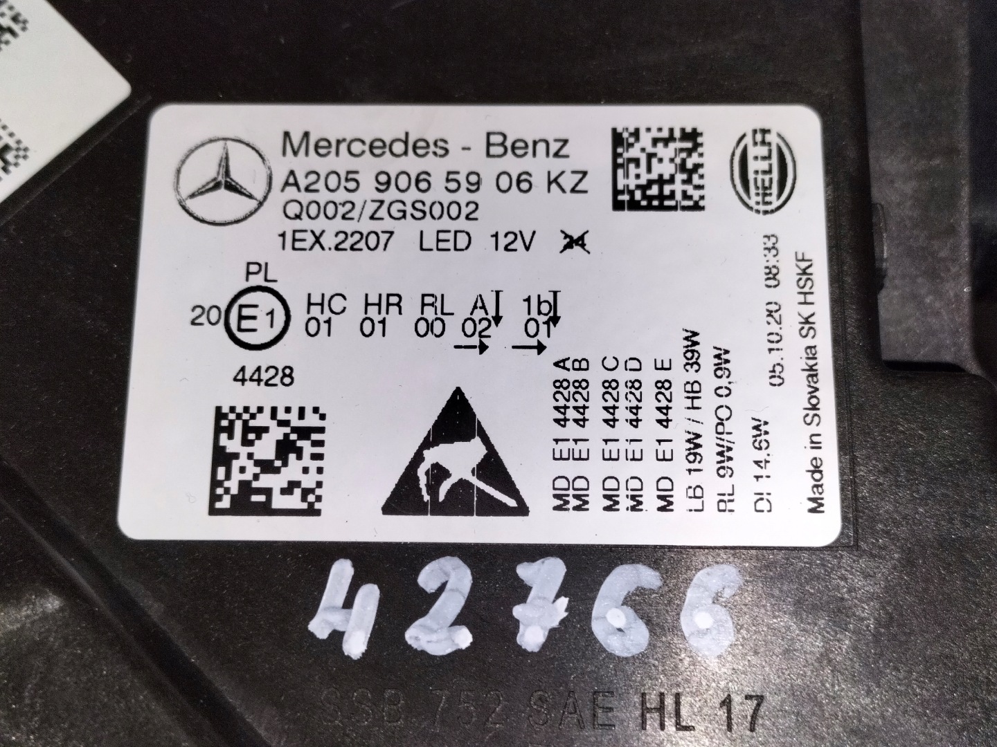 light front reflektor left MERCEDES C KLASA W205 LIFT 18- FULL LED HIGH