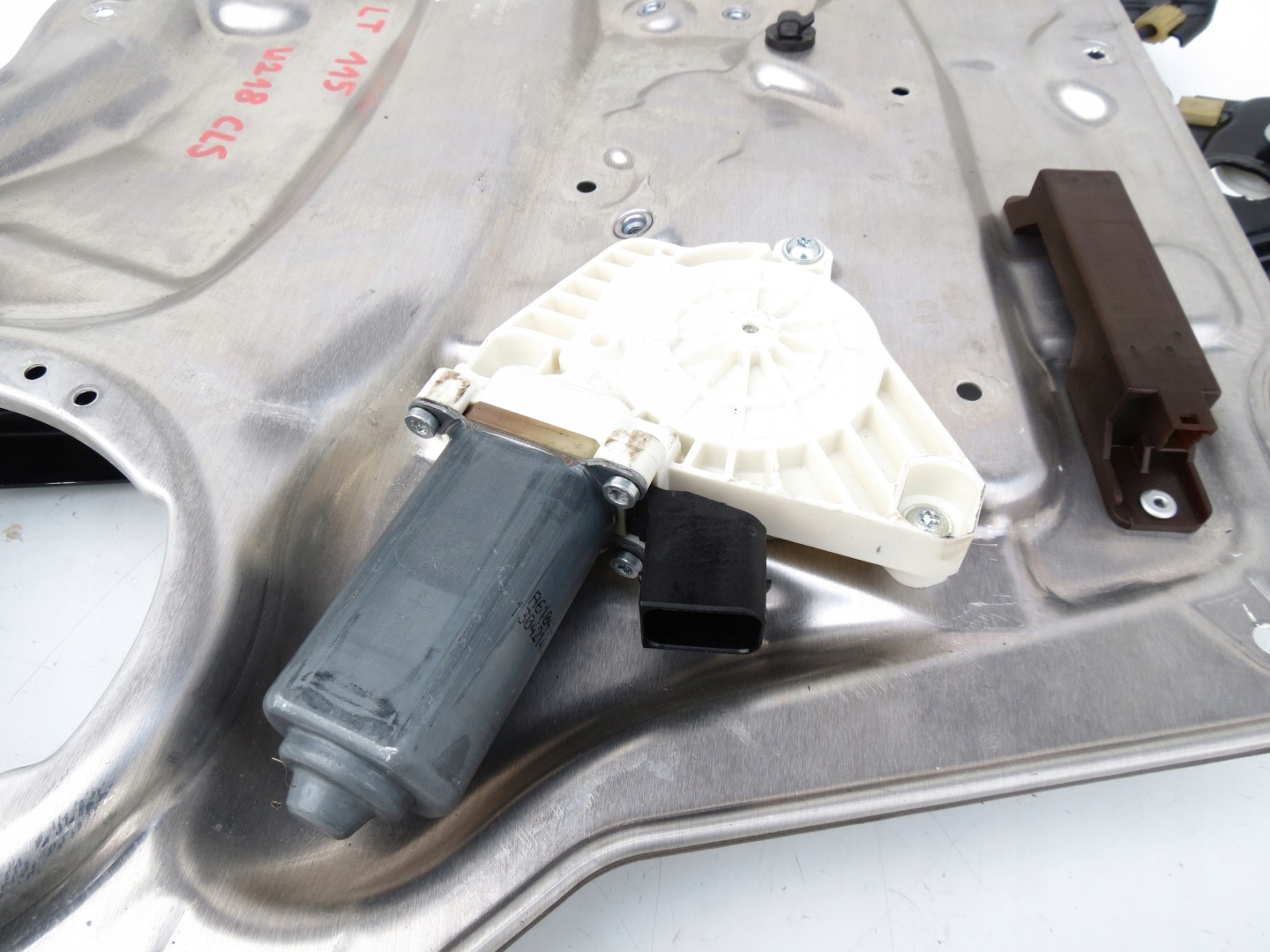 window regulator mechanism left rear part rear MERCEDES CLS W218