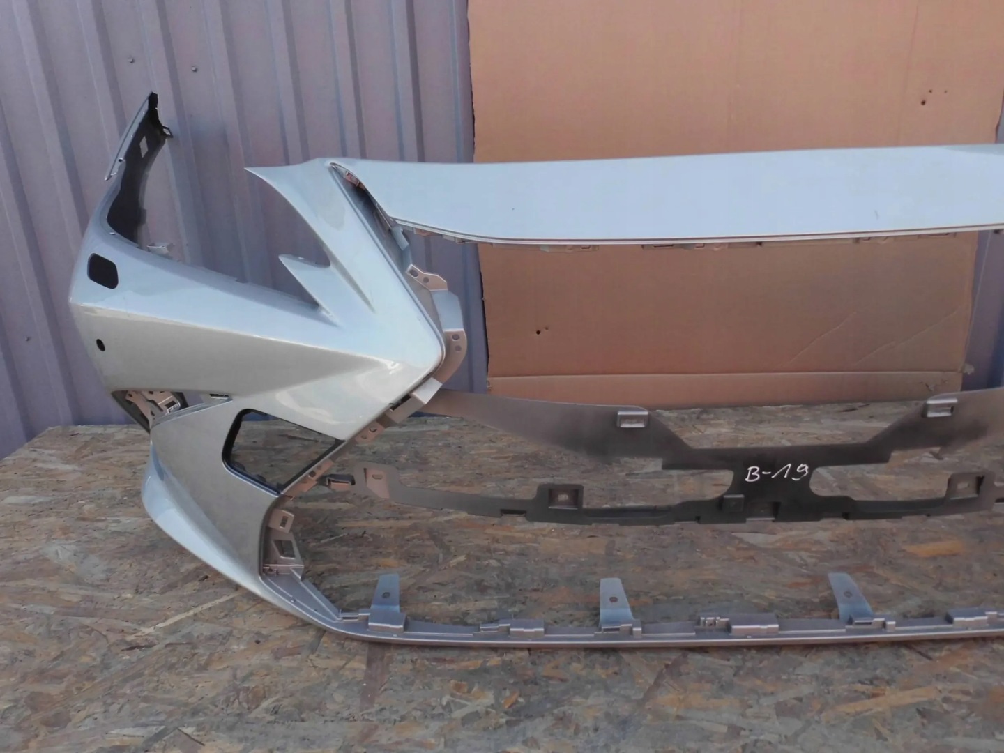 Lexus ES 250 300 330 2017+ bumper front front 52119-33B50 5211933B50