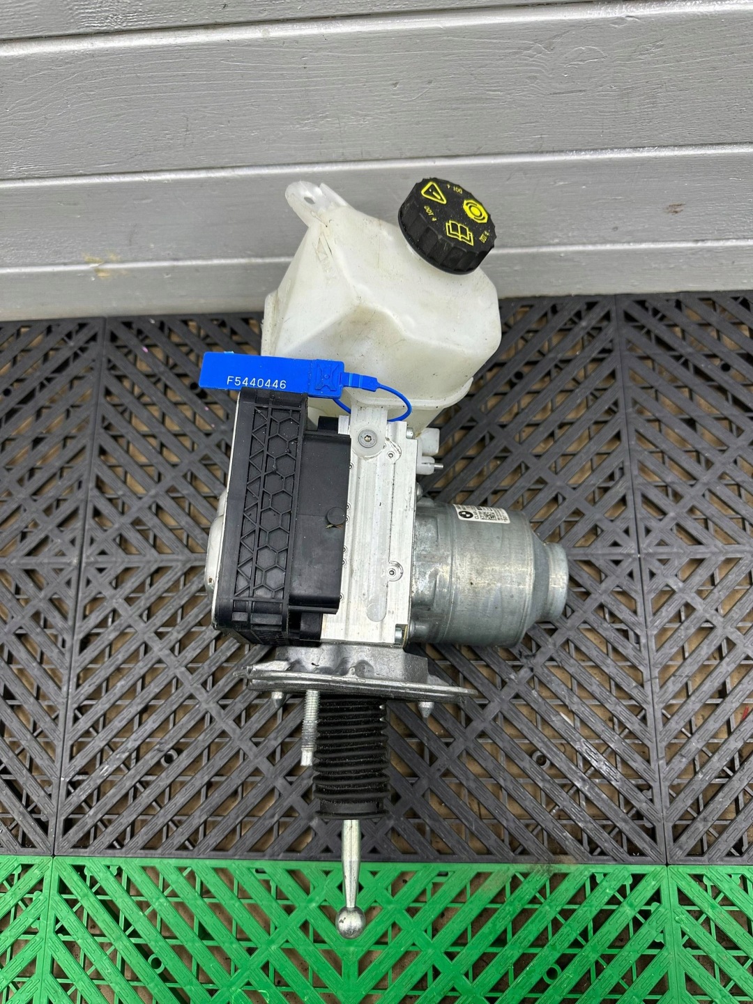 pump ABS BMW 7 G70 5A8B10201