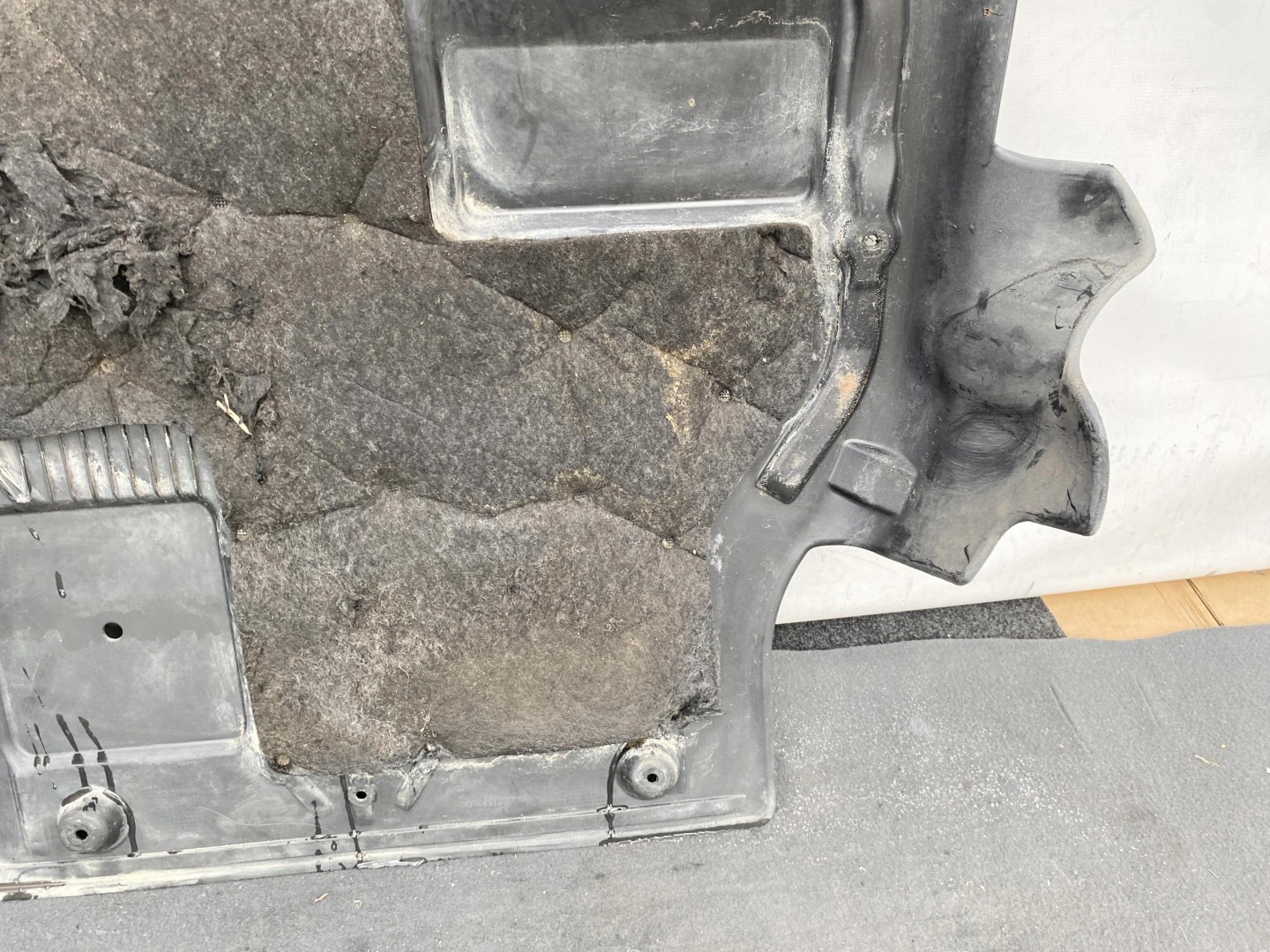 VW TRANSPORTER T5 T6 MULTIVAN 10- cover lower of the engine chassis originál