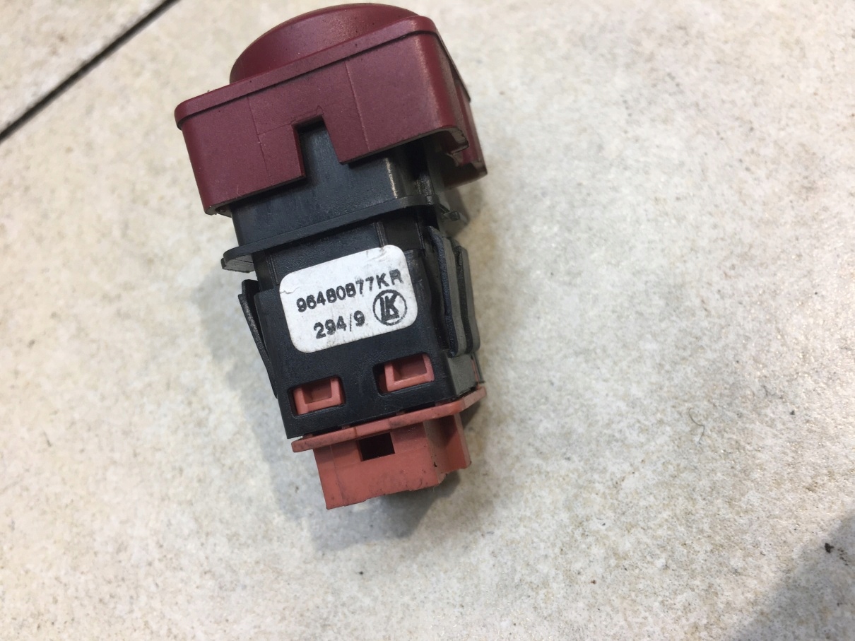 interruttore luci Luci di emergenza CITROEN C4 e 96480877