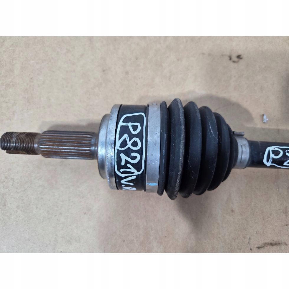 Toyota Corolla E21 2,0 Hybrid semi-axis front right EBJ92MBC381 (P821)