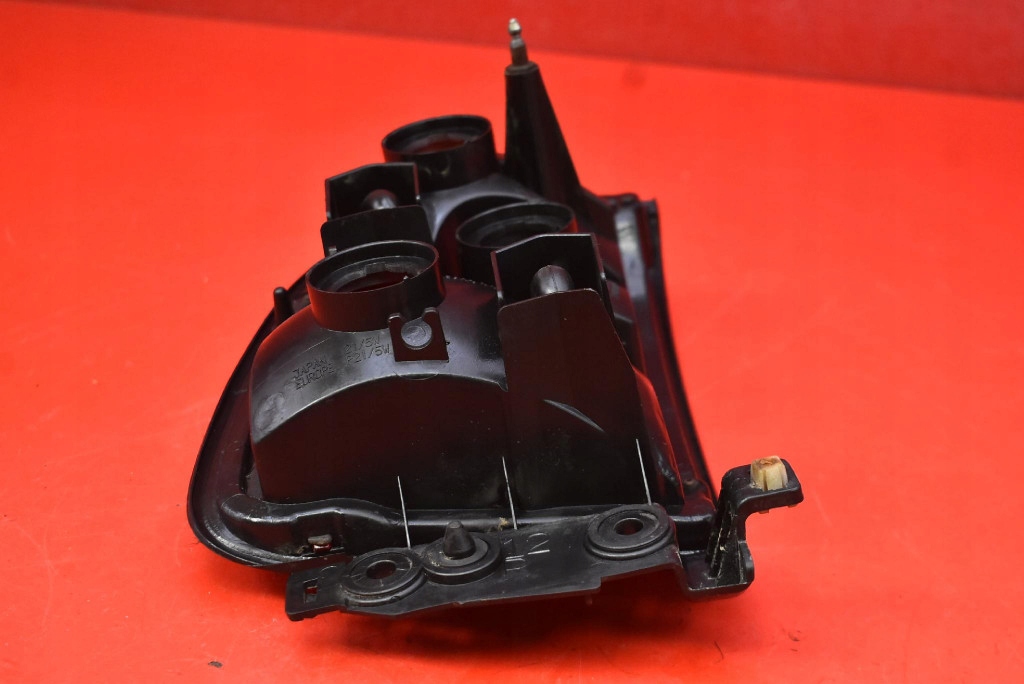 light right rear part rear TOYOTA RAV 4 1 and 3D 94-98