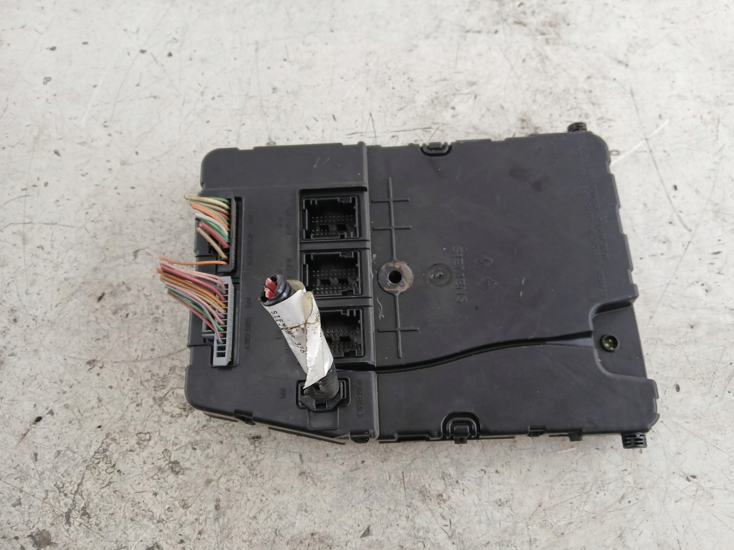 RENAULT SCENIC II Module fusibles Module UCH 8200780021