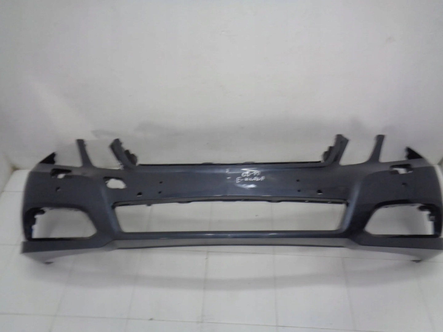 MERCEDES E class W212 09-12R bumper front front 6XPDC XENON