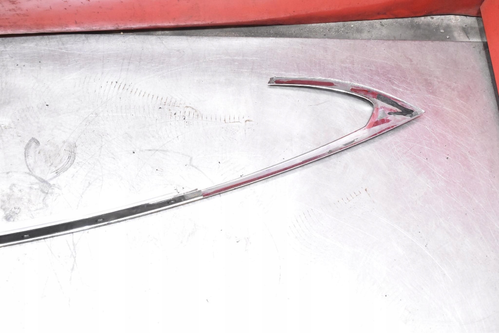 moulding NADWOZIA chrome-plated right TESLA MODEL S 12-20