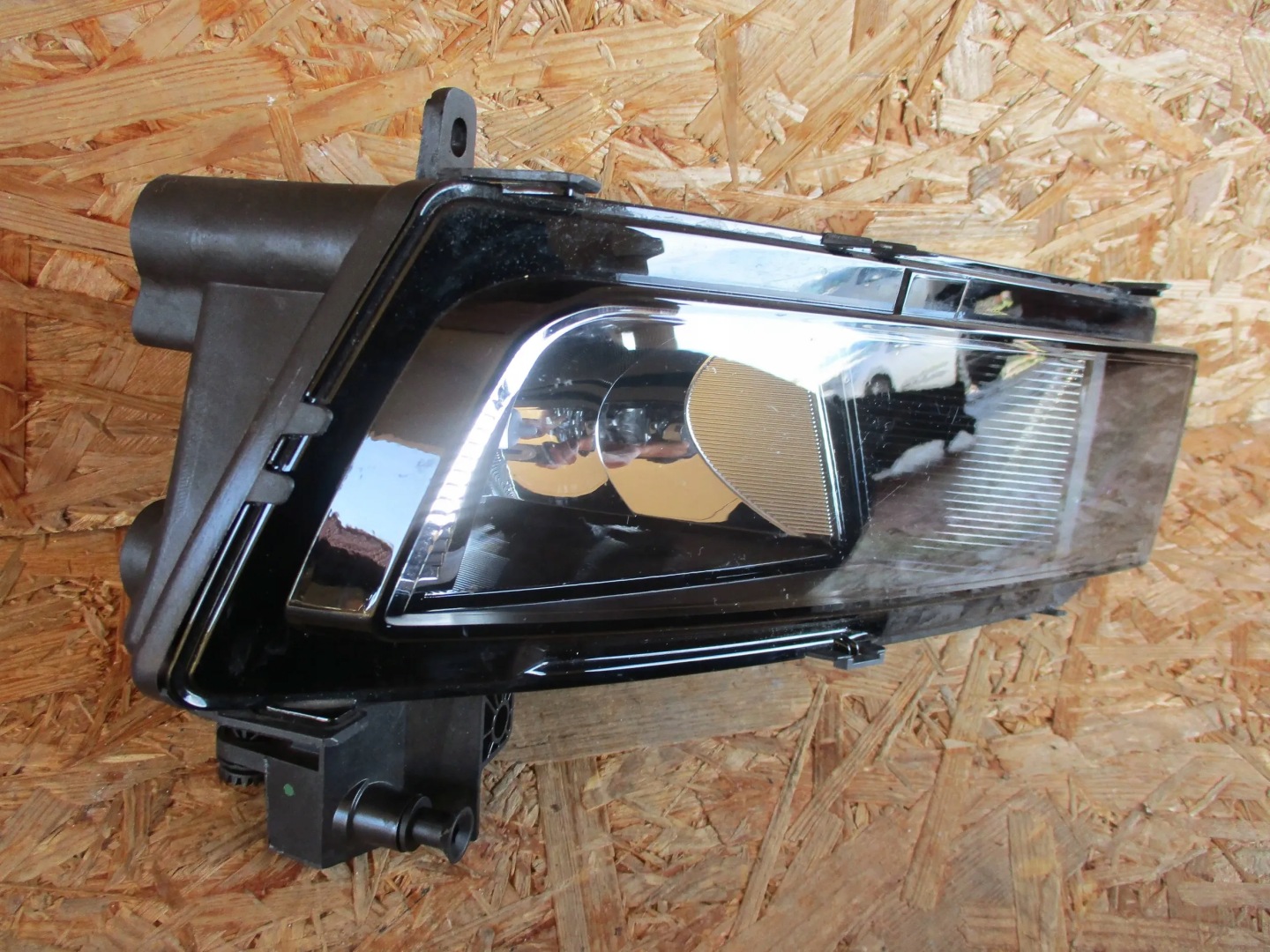 NEBELSCHEINWERFER RECHTS VW TOURAN III 5TA