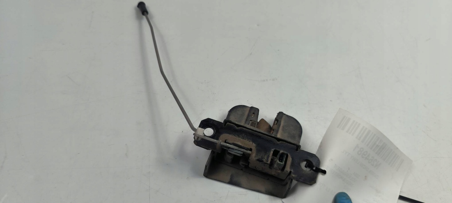 lock door left rear part 7H0827505F VOLKSWAGEN TRANSPORTER T5