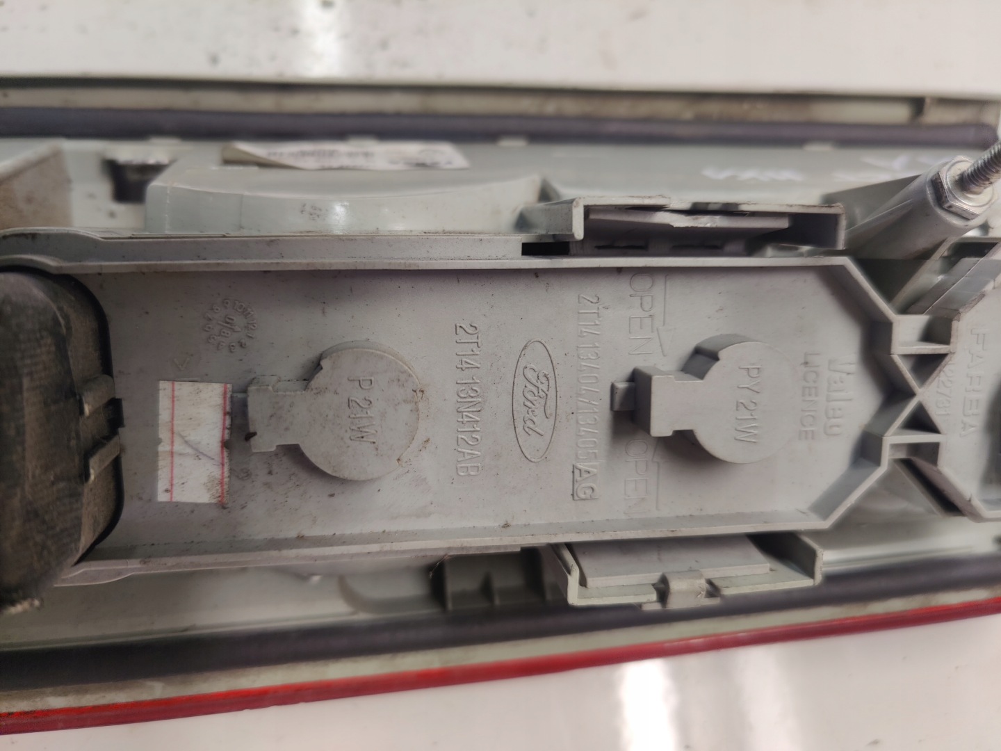 FORD CONNECT light left left rear part rear 2T1413405AG