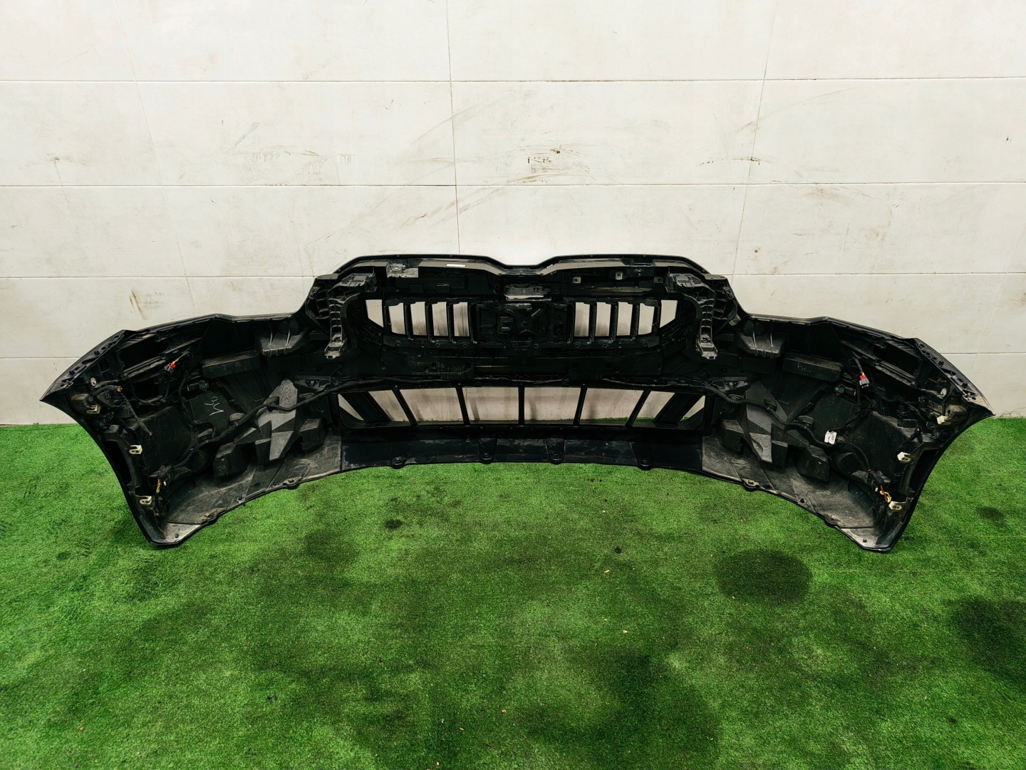 BMW 5 G60 front bonnet bumper lights fenders support panel for radiators m-packet 416