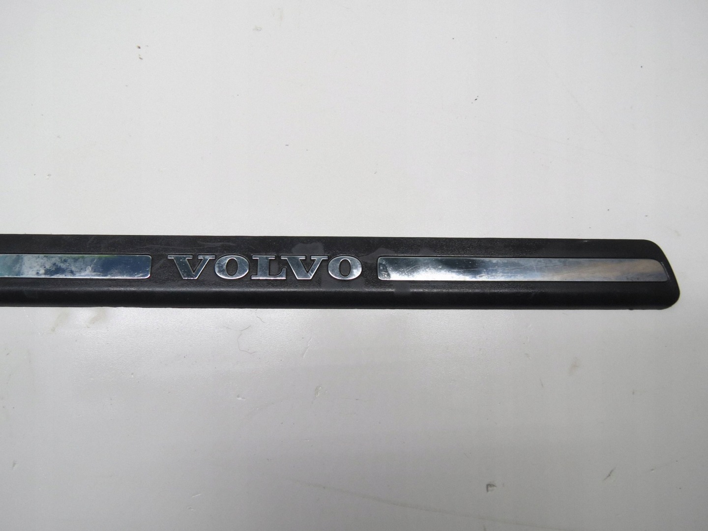 cap threshold door left front VOLVO V60 8659960