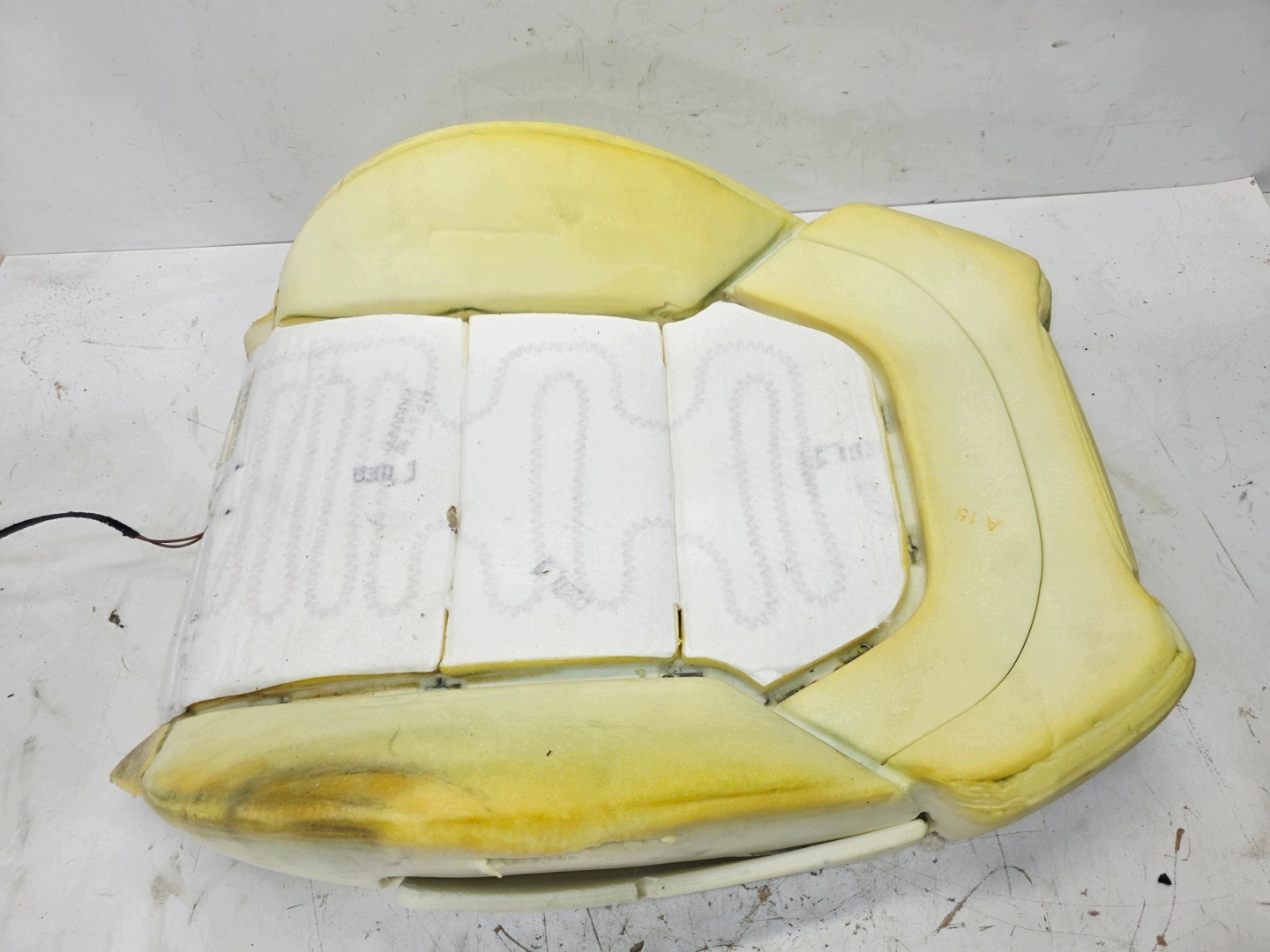 MATA GRZEWCZA seat left or right backrest AUDI A6 C6 4F0963557AF