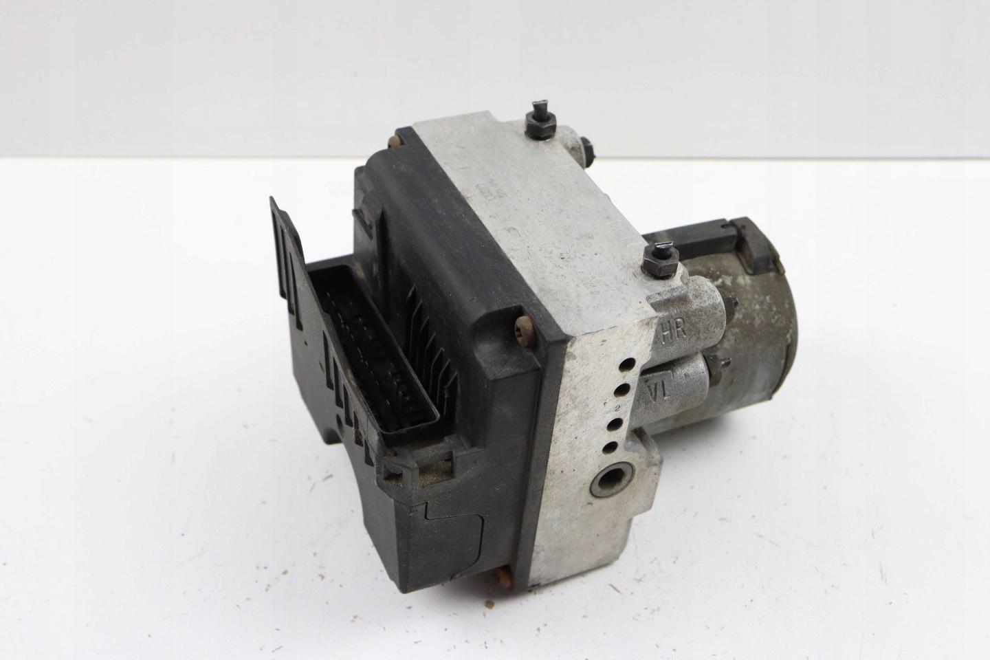 AUDI A4 B5 pump control unit ABS 8D0614111 0265214002