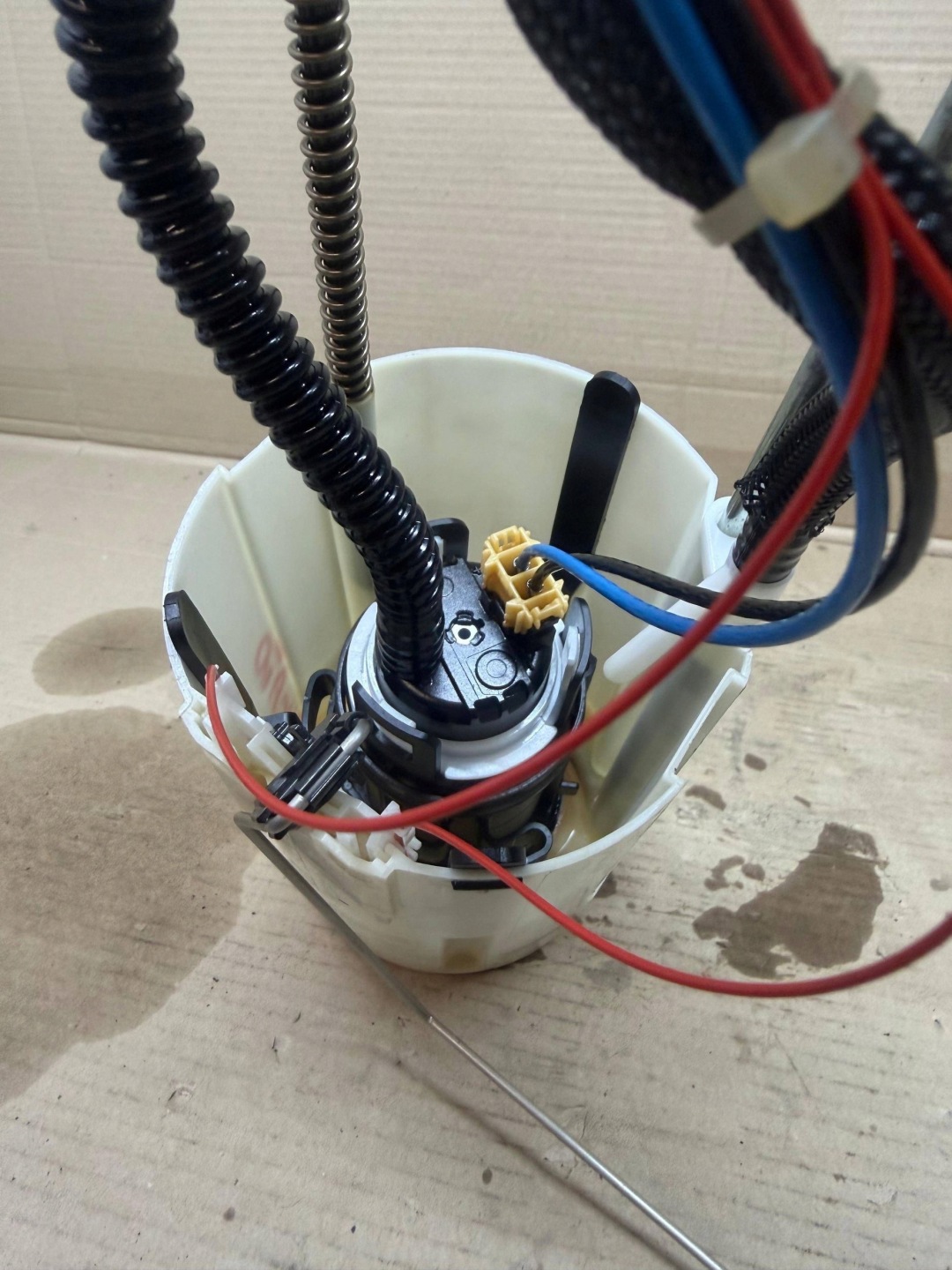 feed pump float DUCATO III LIFT 2.3 140KM