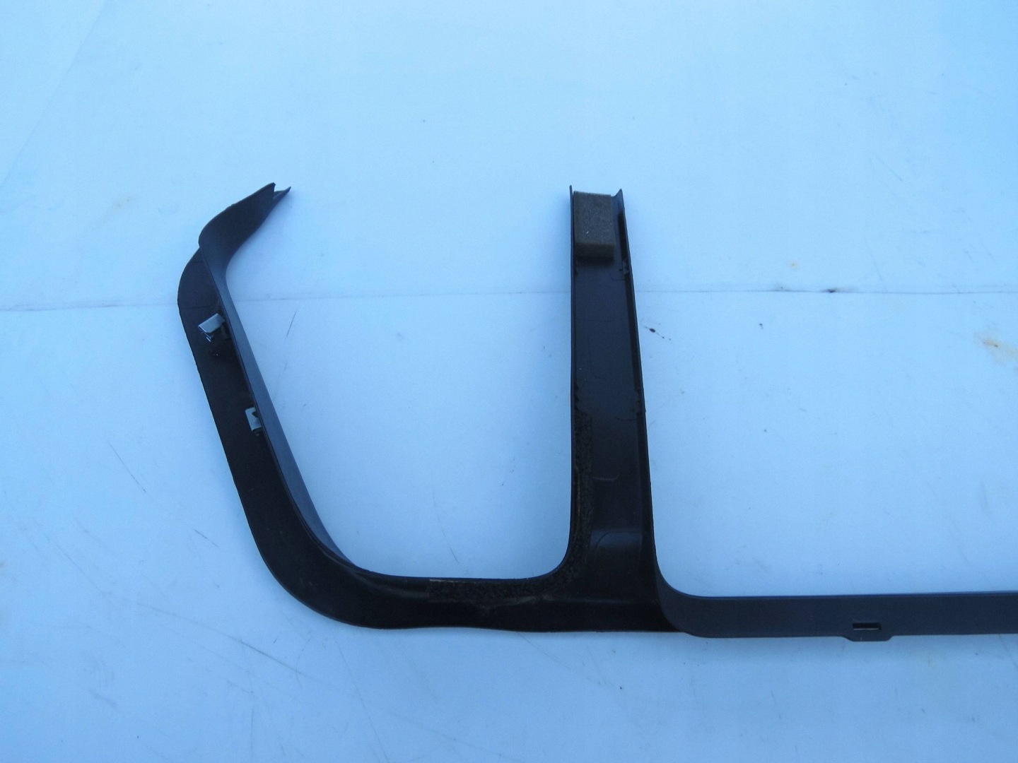 moulding door windows left rear part VOLVO V60 1302143
