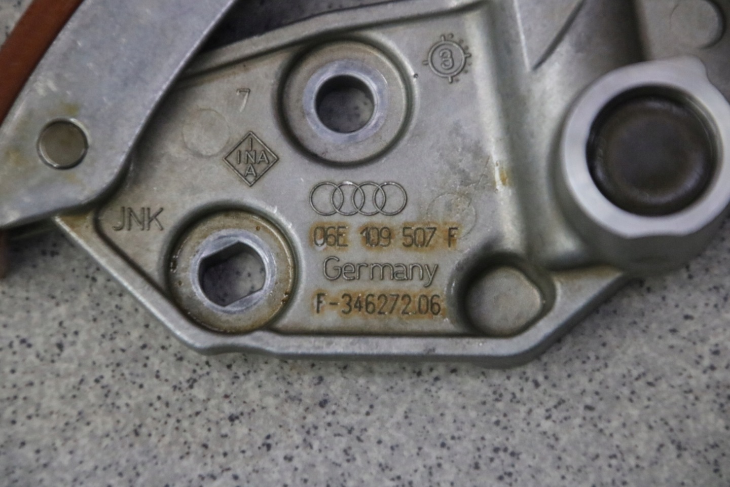 AUDI A8 D4 3,0 TFSI Spanner des Zahnrads 06E109507F