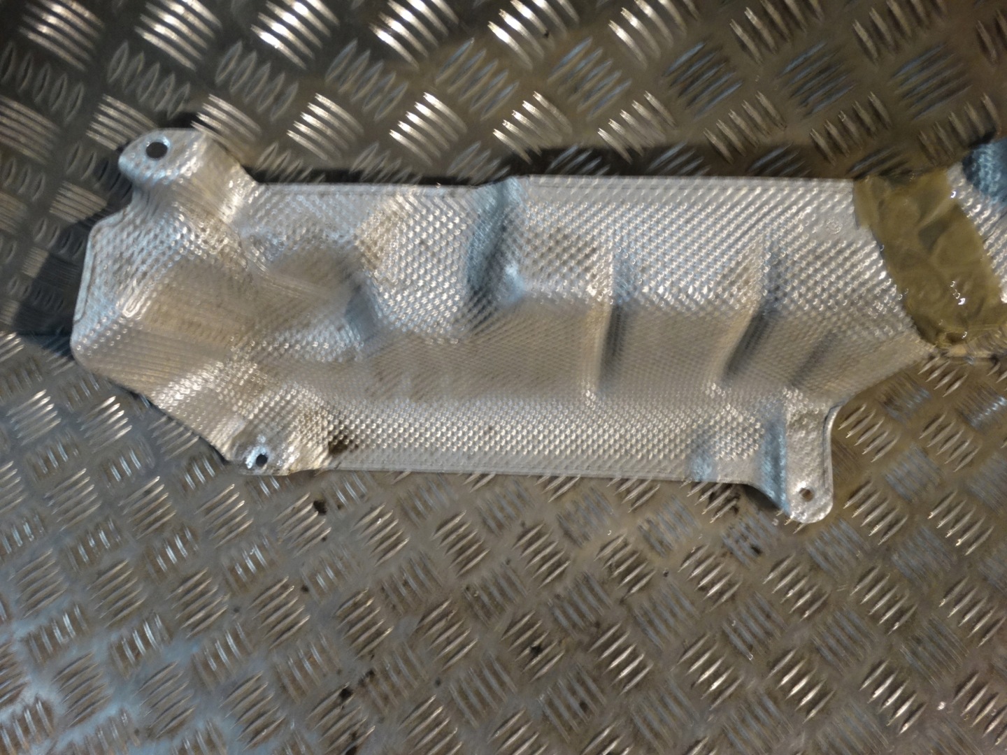 IDEALNA Blende Abdeckung TERMICZNA MERCEDES W238 W205 1