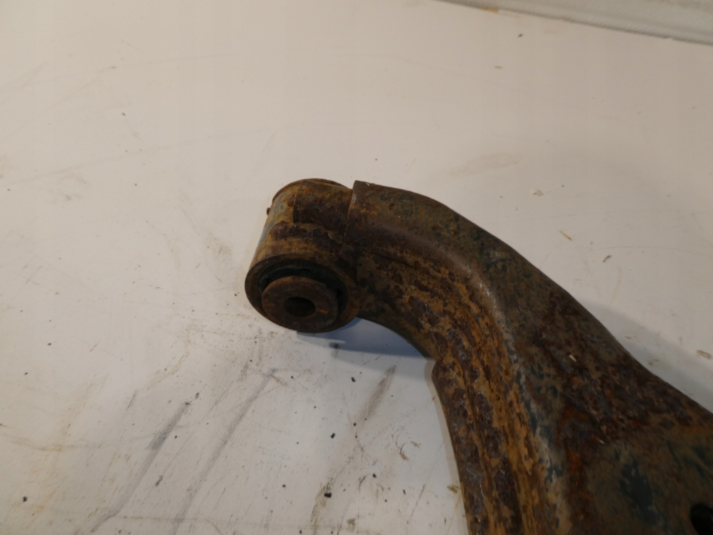 FORD RANGER arm front AB31-3078-AG