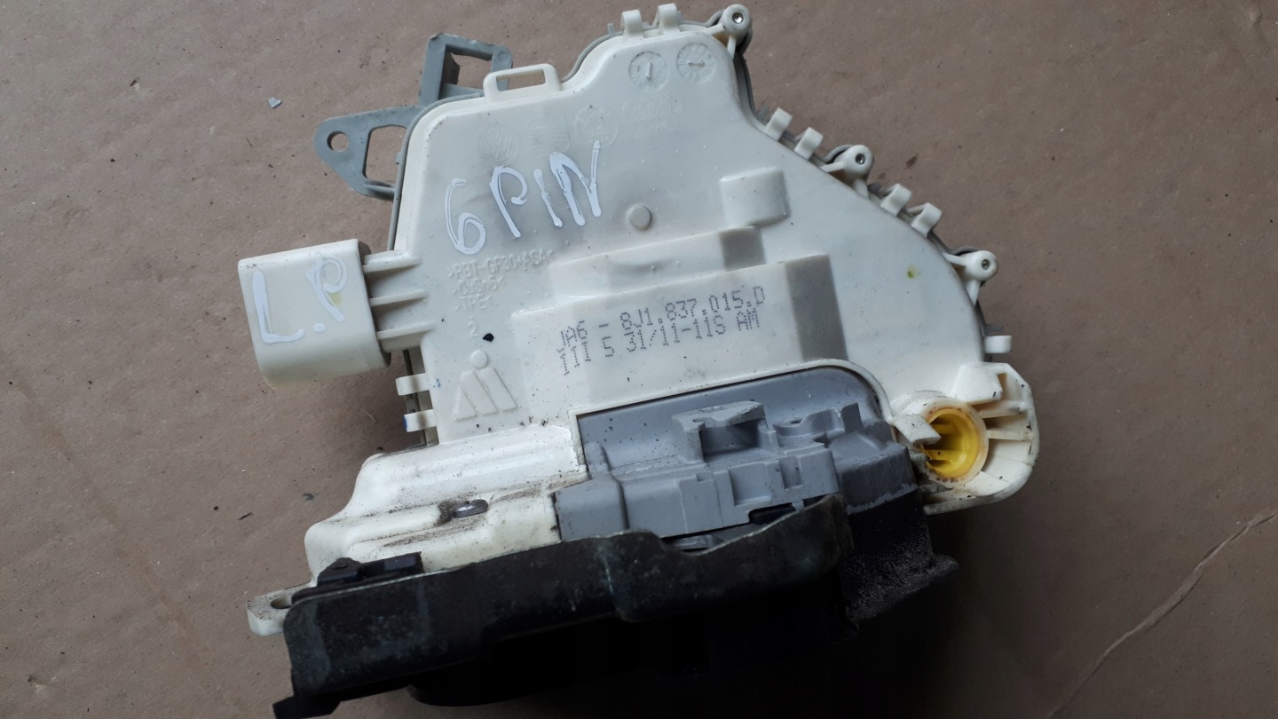 S4 B8 A4 lock door left front 6PIN A5 Q5 A6 C7