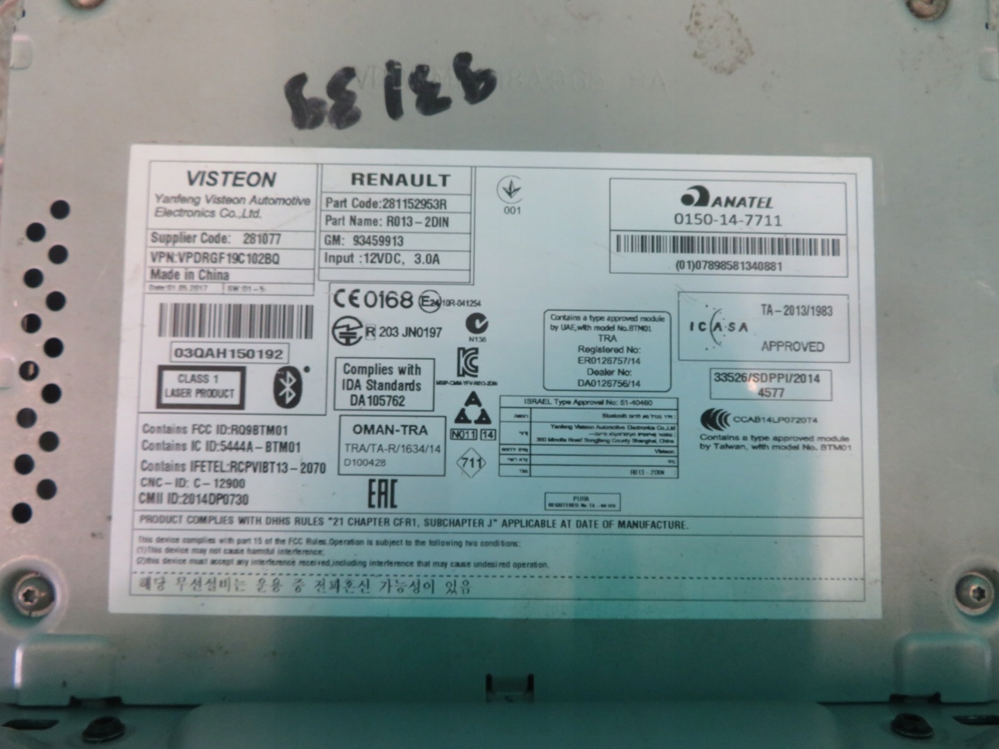RADIO OPEL VIVARO 17R 281152953R