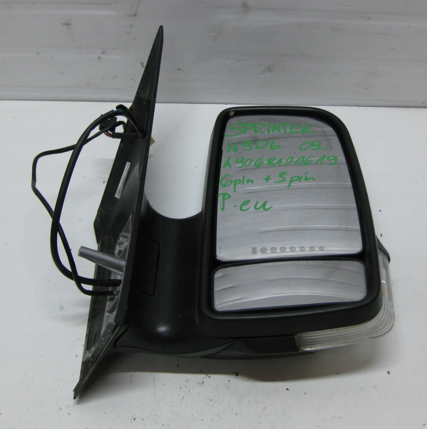 MERCEDES SPRINTER W906 mirror right front 6 PIN + 3 PIN A9068101619