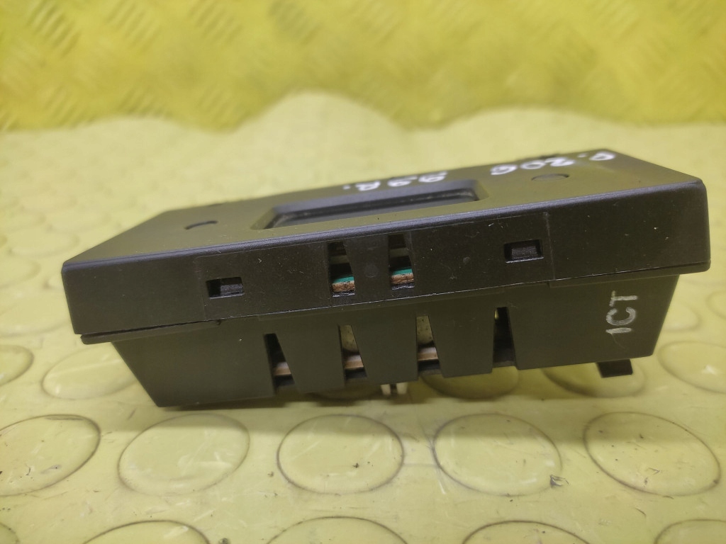PEUGEOT 206 display 96250976ZR