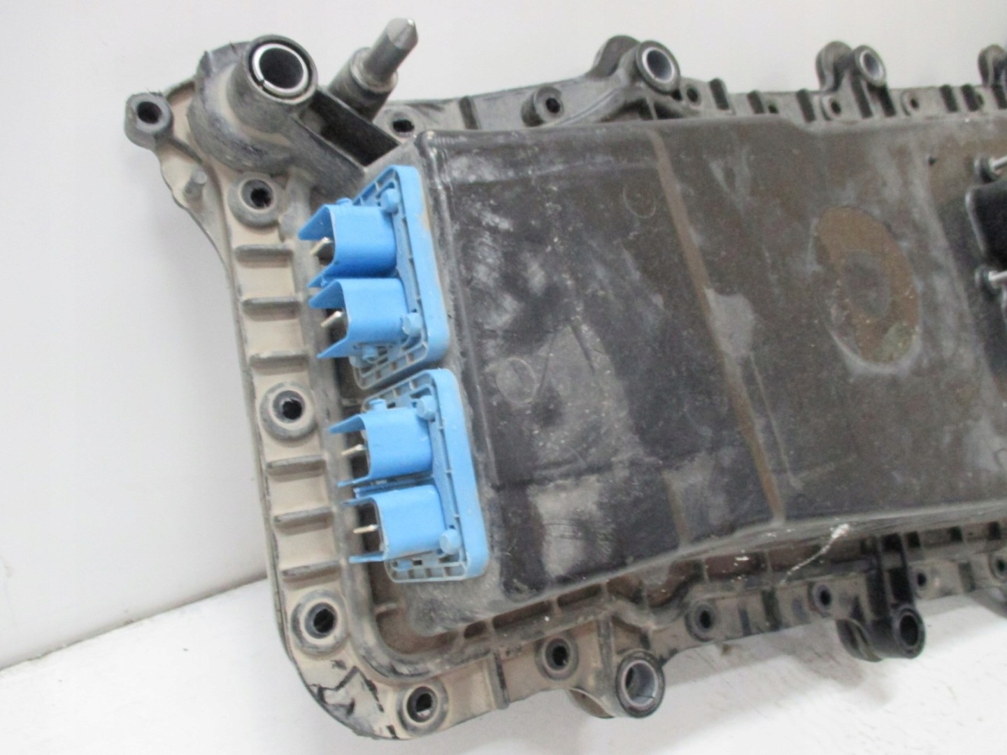 DRŽIAK OBAL AKUMULÁTORA DISCOVERY SPORT K8D2-10C810-AD
