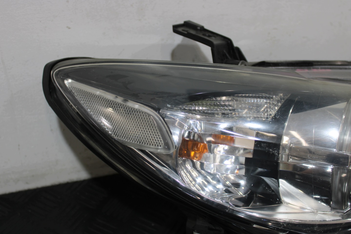 light right front 14 vertical GHR4-51030 MAZDA 6 VI GJ LIFT