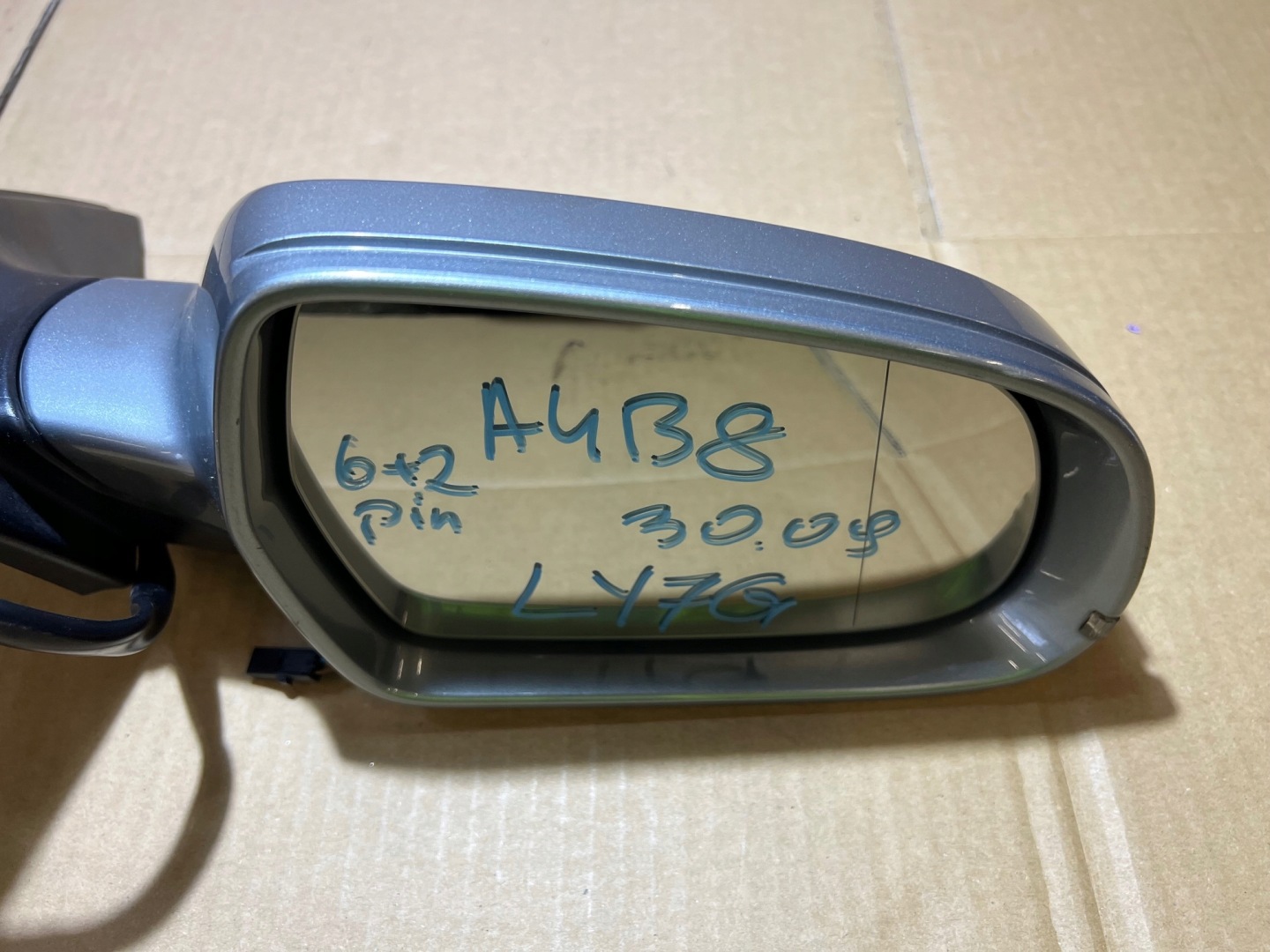 AUDI A4 B8 mirror exterior right 6 + 2 PIN LY7G