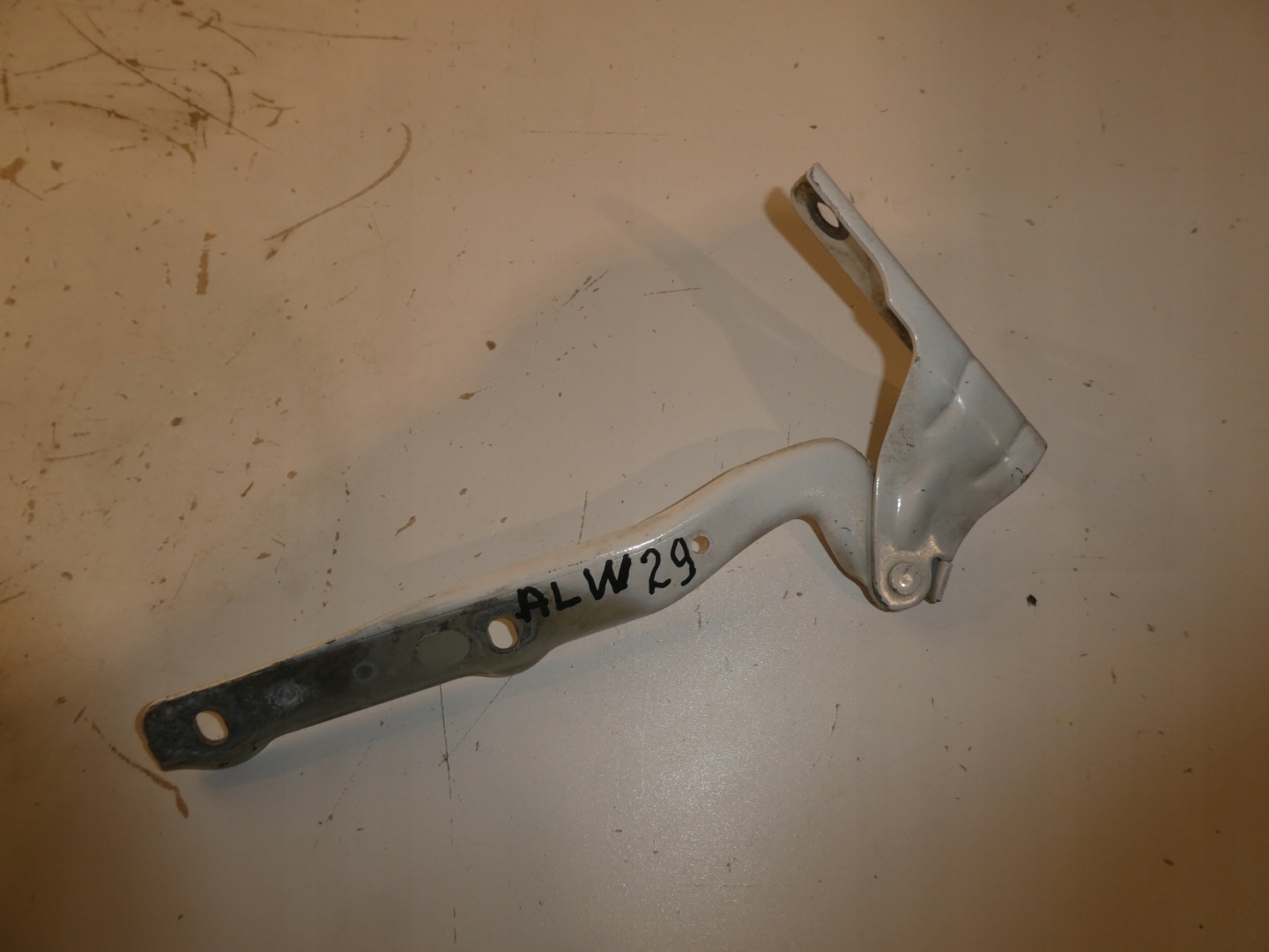 hinge bonnets right 1K8823302D VW SCIROCCO